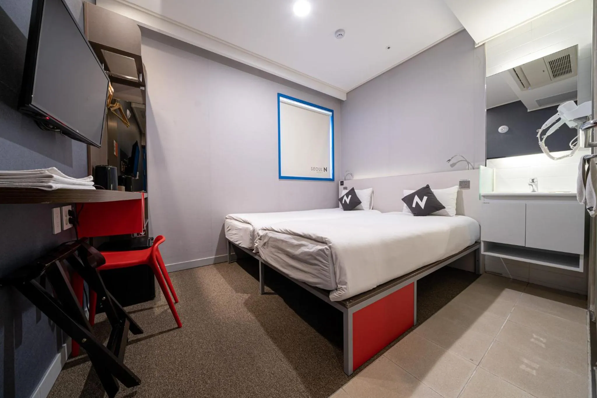 Standard Twin Room in Seoul N Hotel Dongdaemun