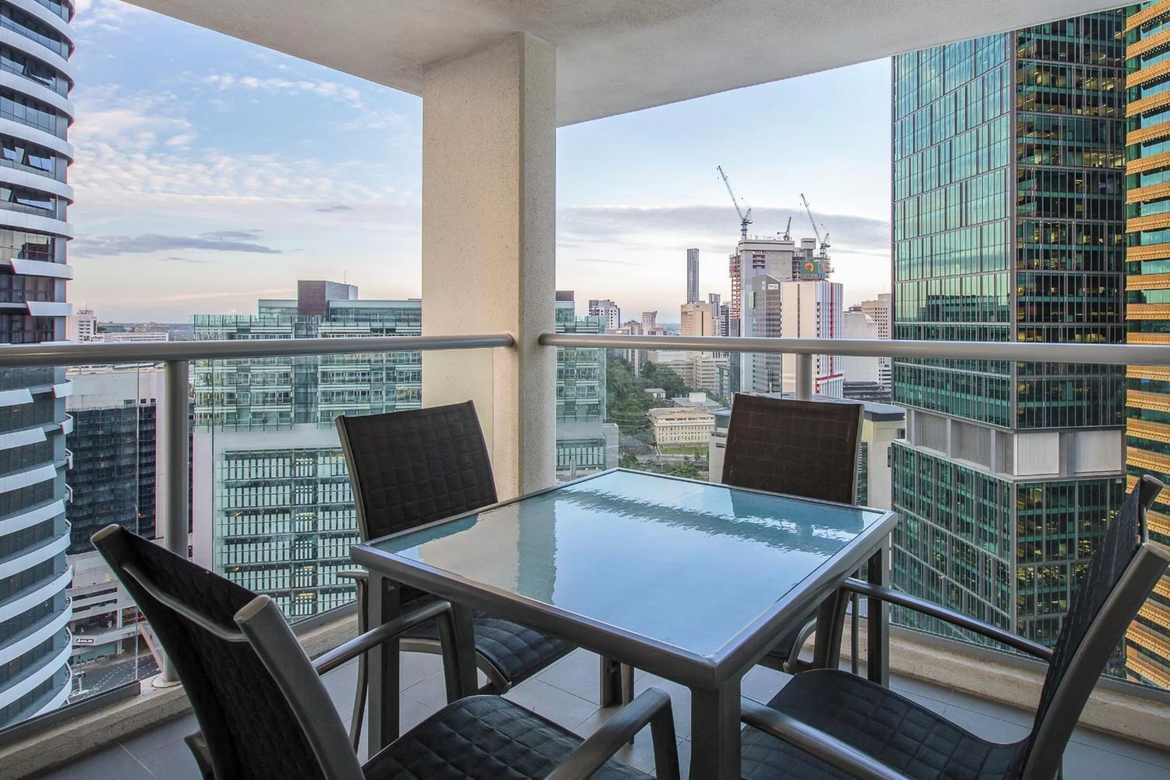 One-Bedroom City View Apartment in Evolution Apartments