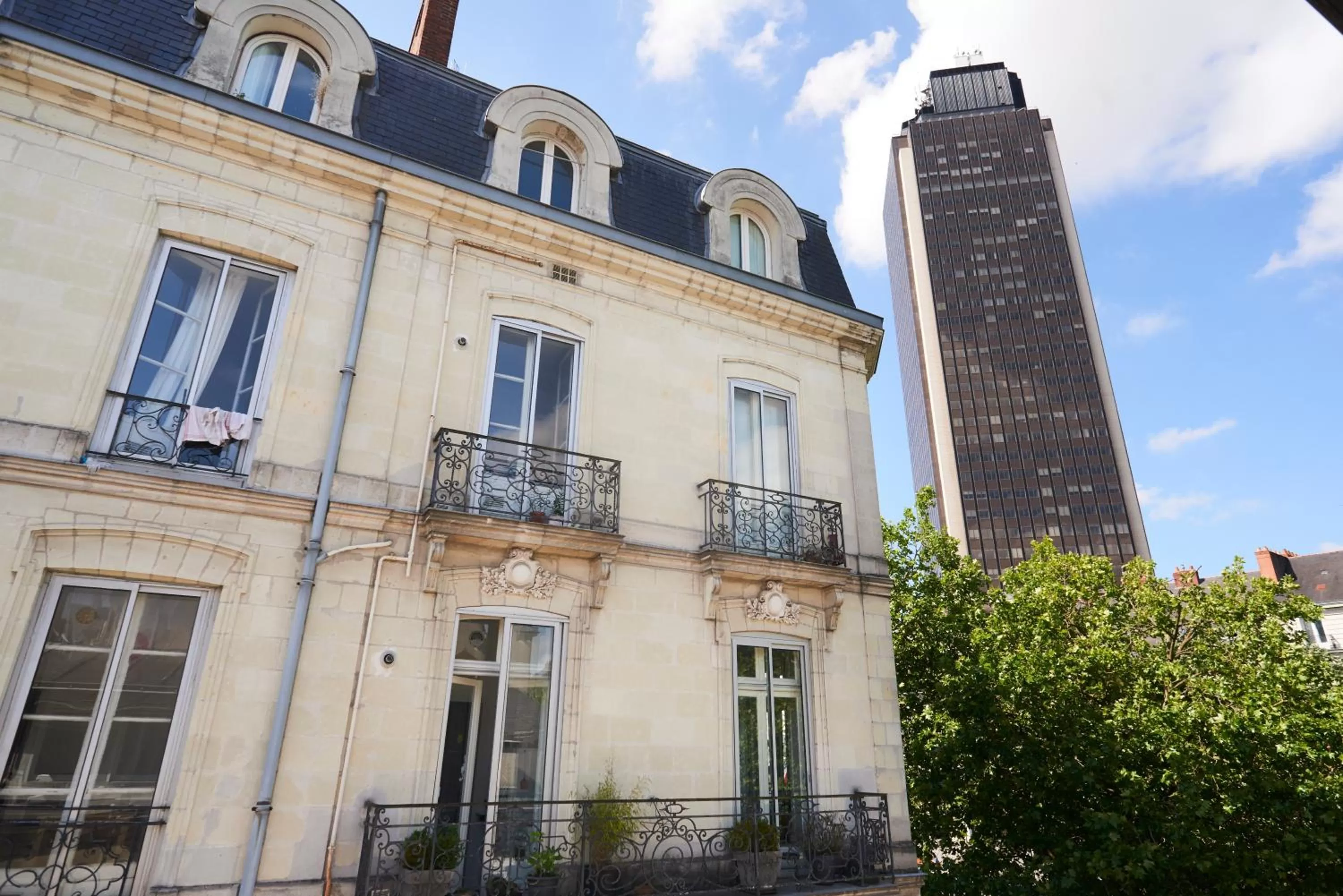 View (from property/room) in Logis Hôtel Duquesne
