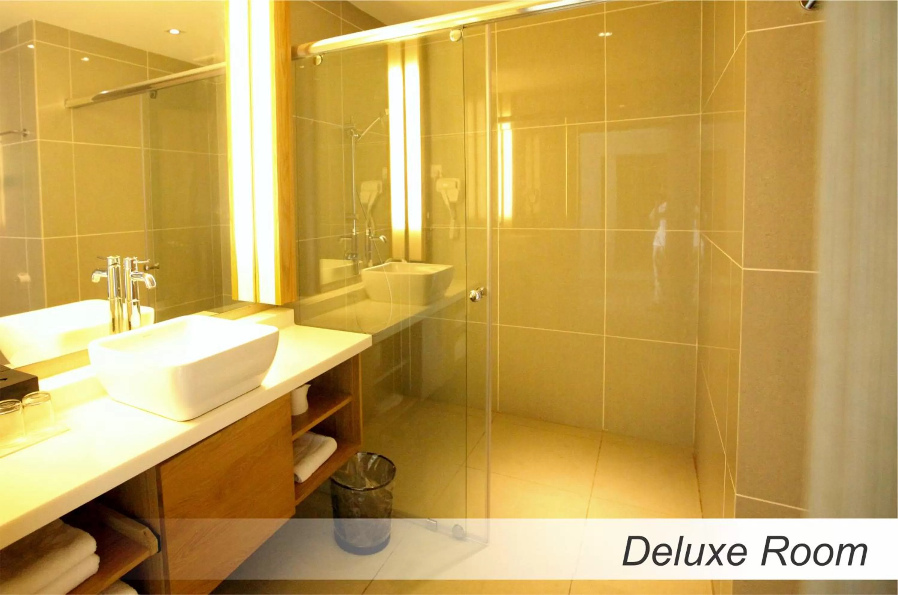 Deluxe Twin Room in Casuarina@Meru
