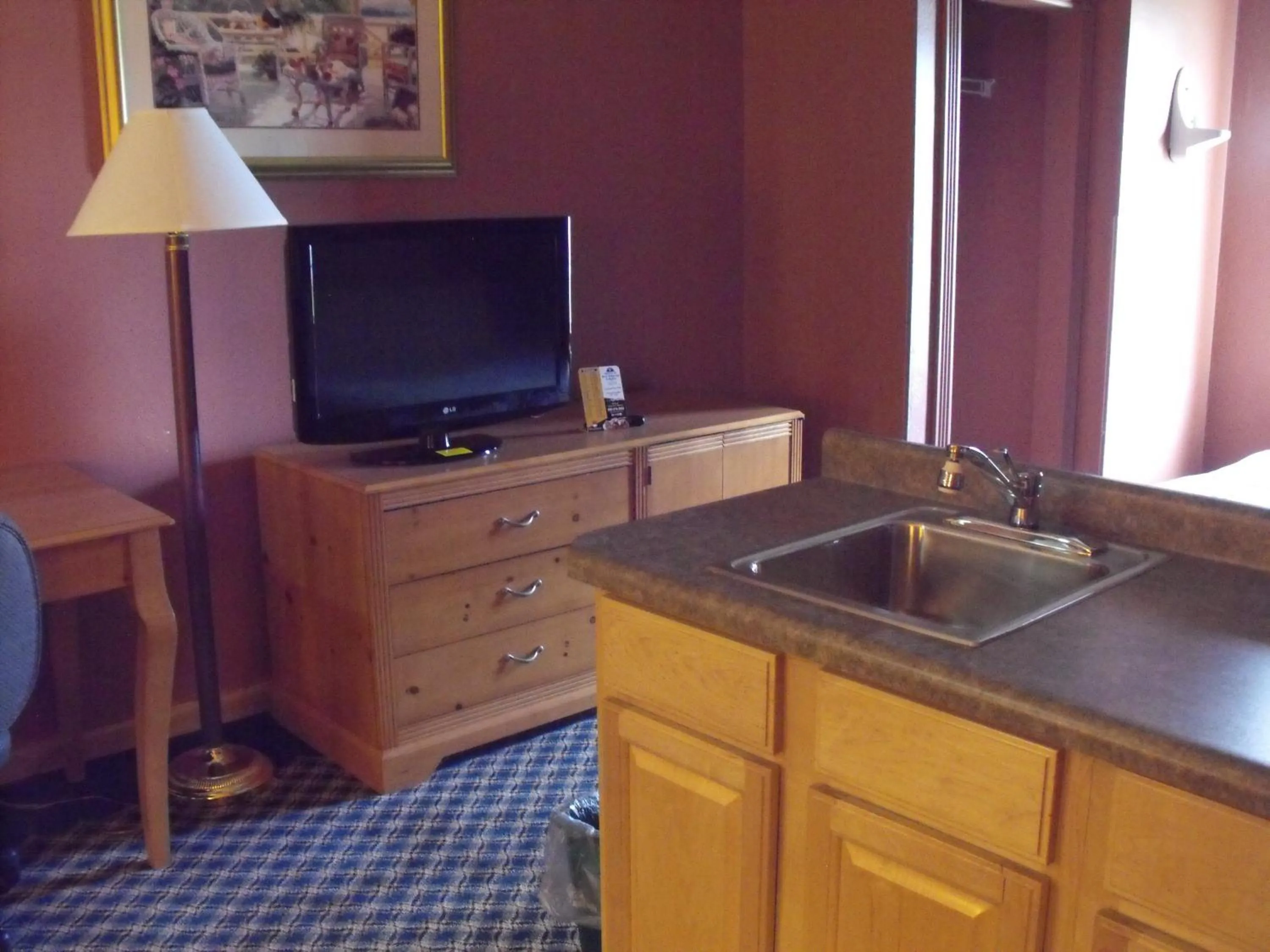Double Room - Non-Smoking  in Americas Best Value Inn Three Rivers