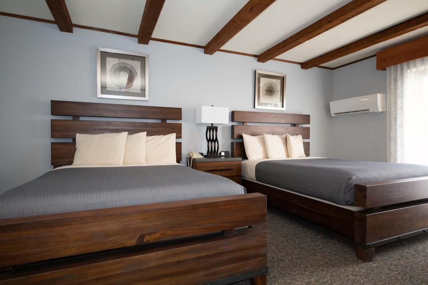 Deluxe Queen Room with Two Queen Beds in Hotel Vienna