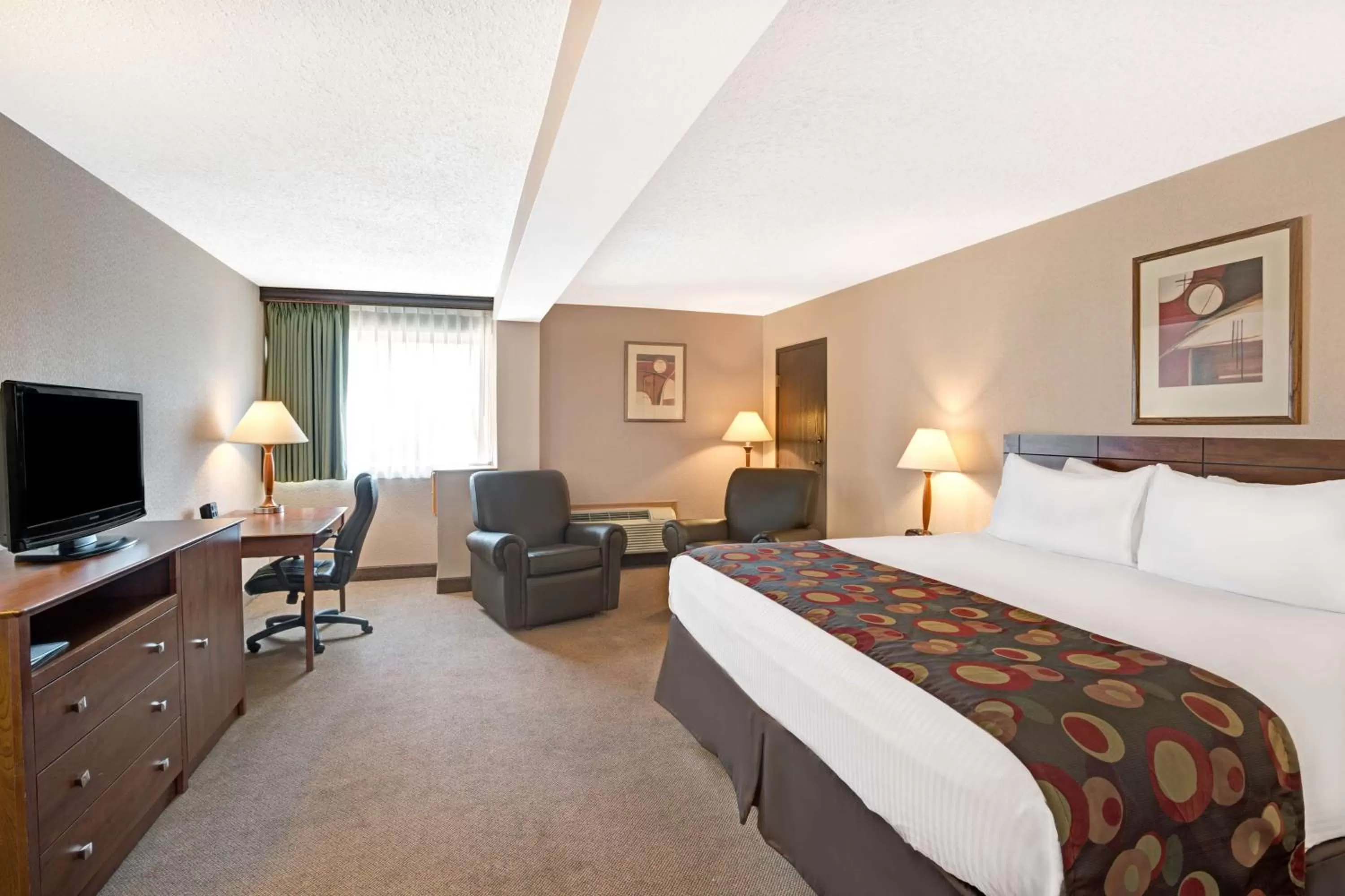 King Room - Non-Smoking in Ramada by Wyndham Bismarck