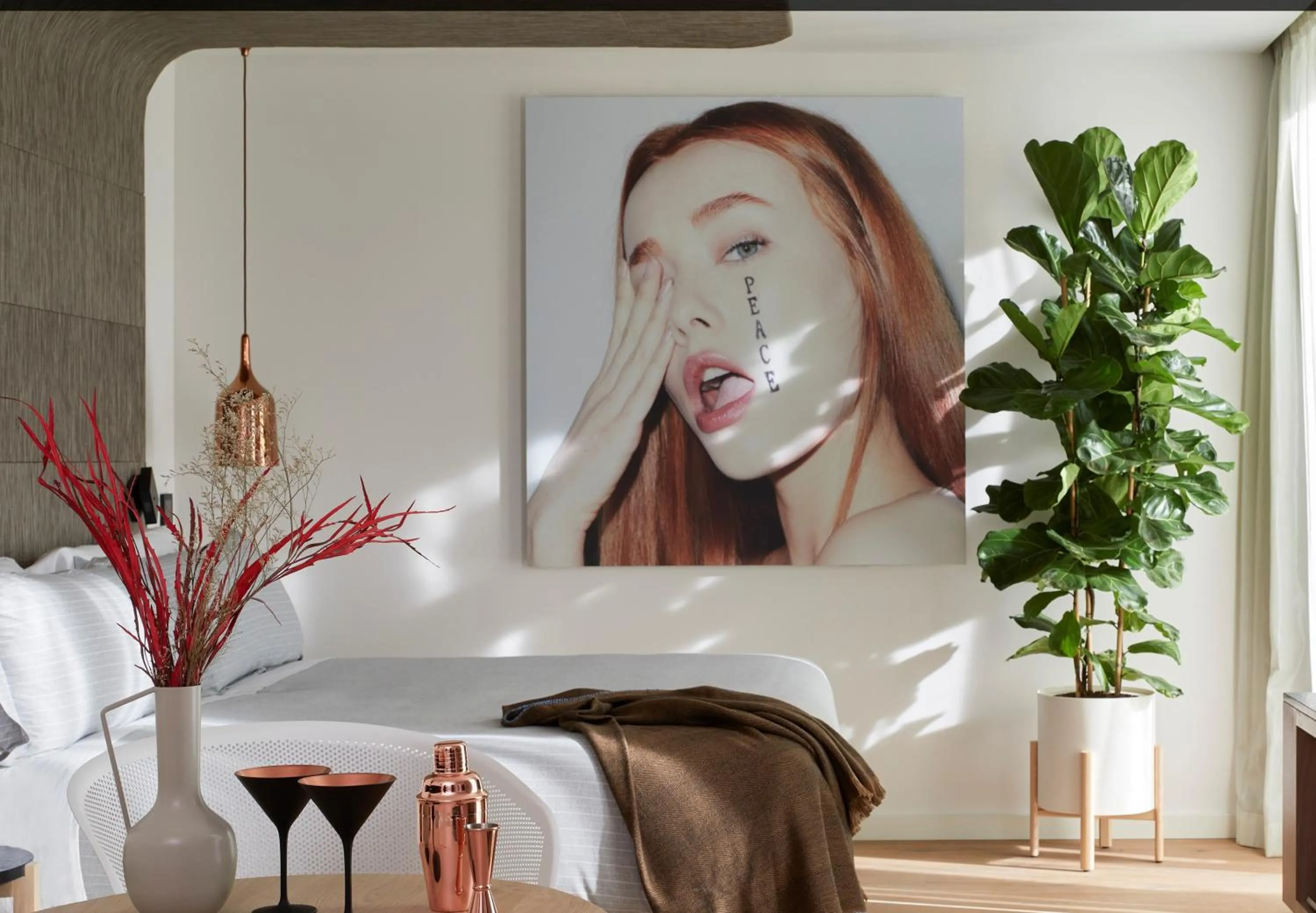 2 Bedroom Extra ME Junior Suite City View in ME Barcelona