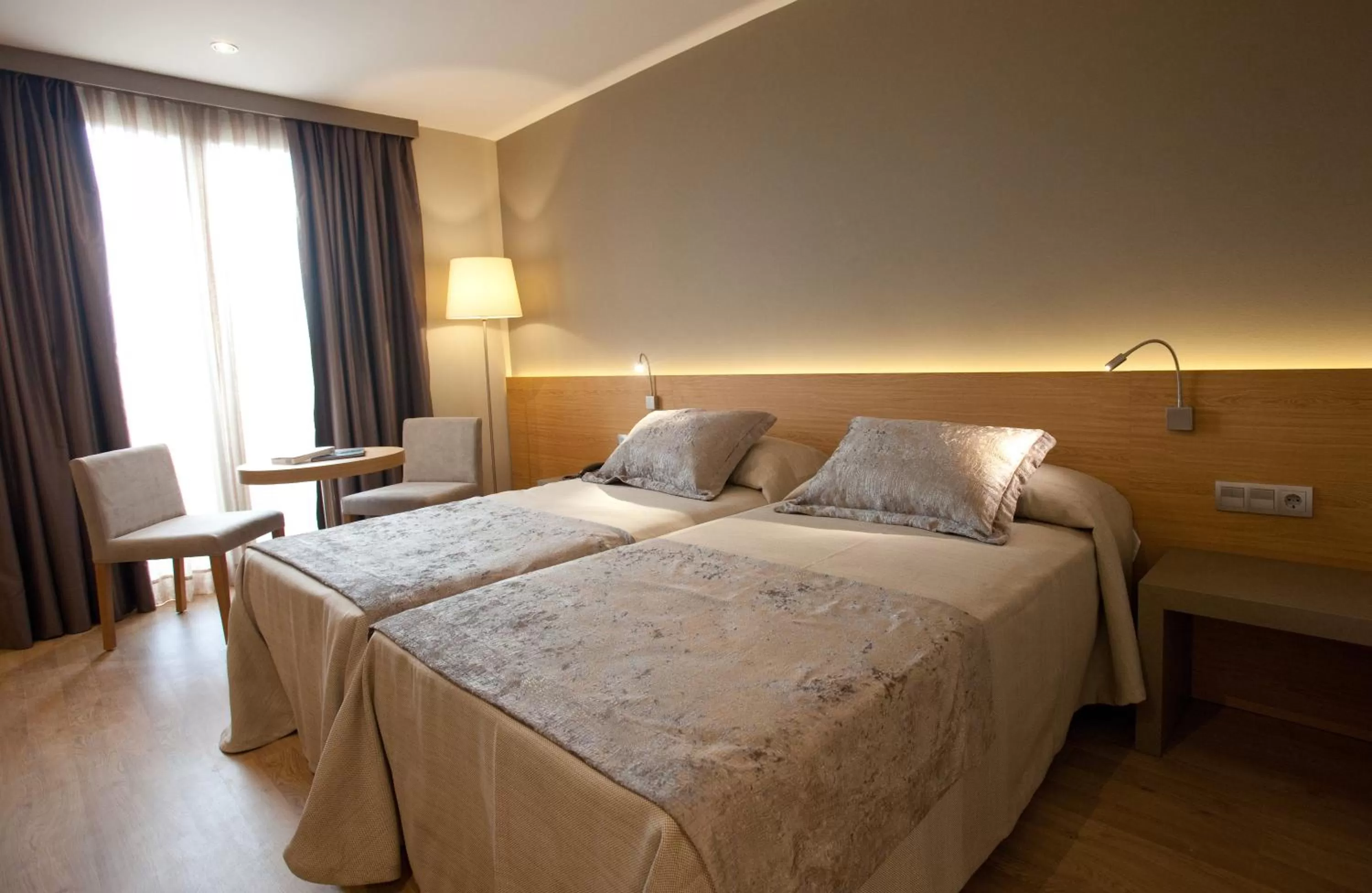Double or Twin Room (1 Adult) in M.A. Hotel Sevilla Congresos
