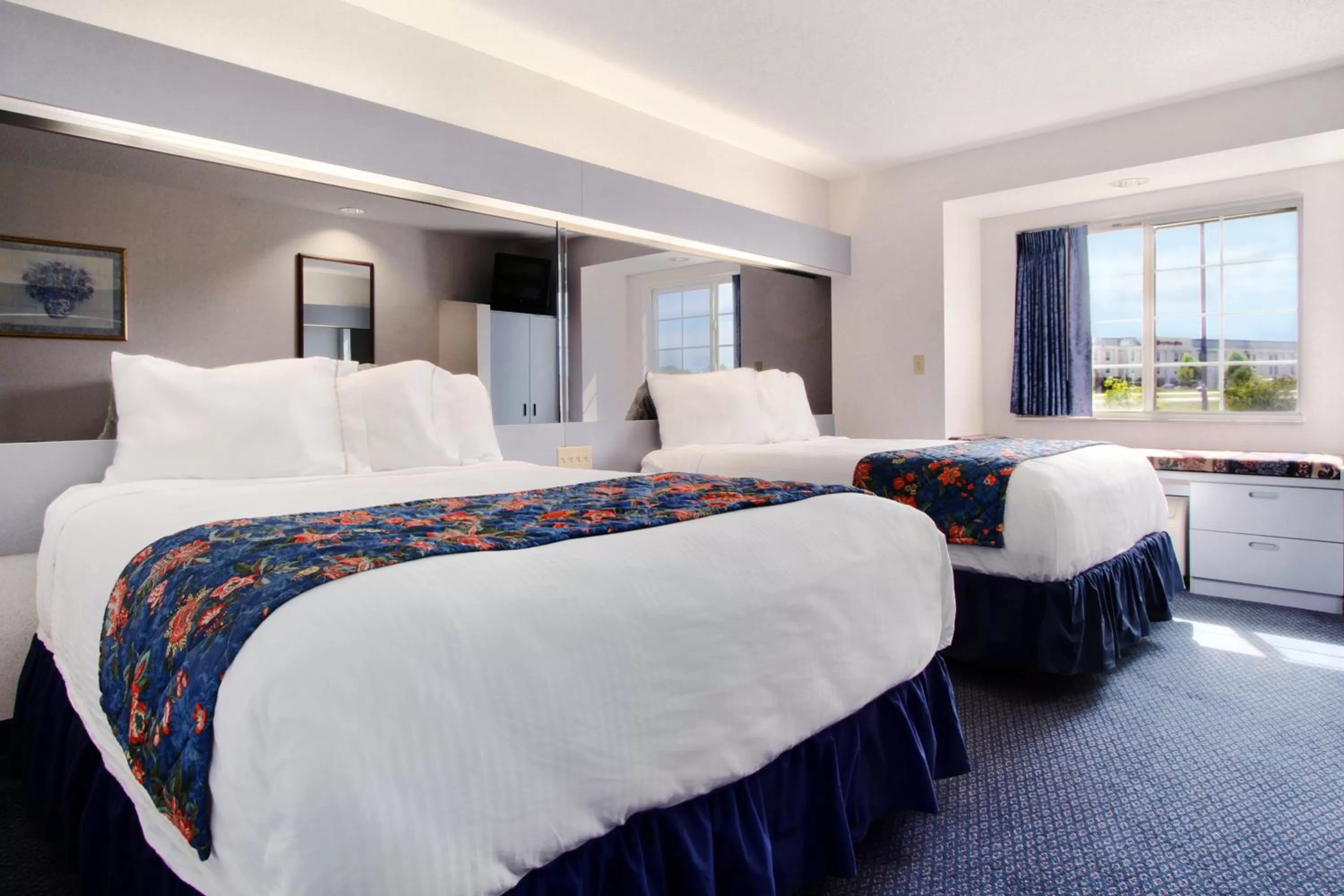Queen Room with Two Queen Beds - Non-Smoking in Microtel Inn & Suites by Wyndham Hagerstown by I-81