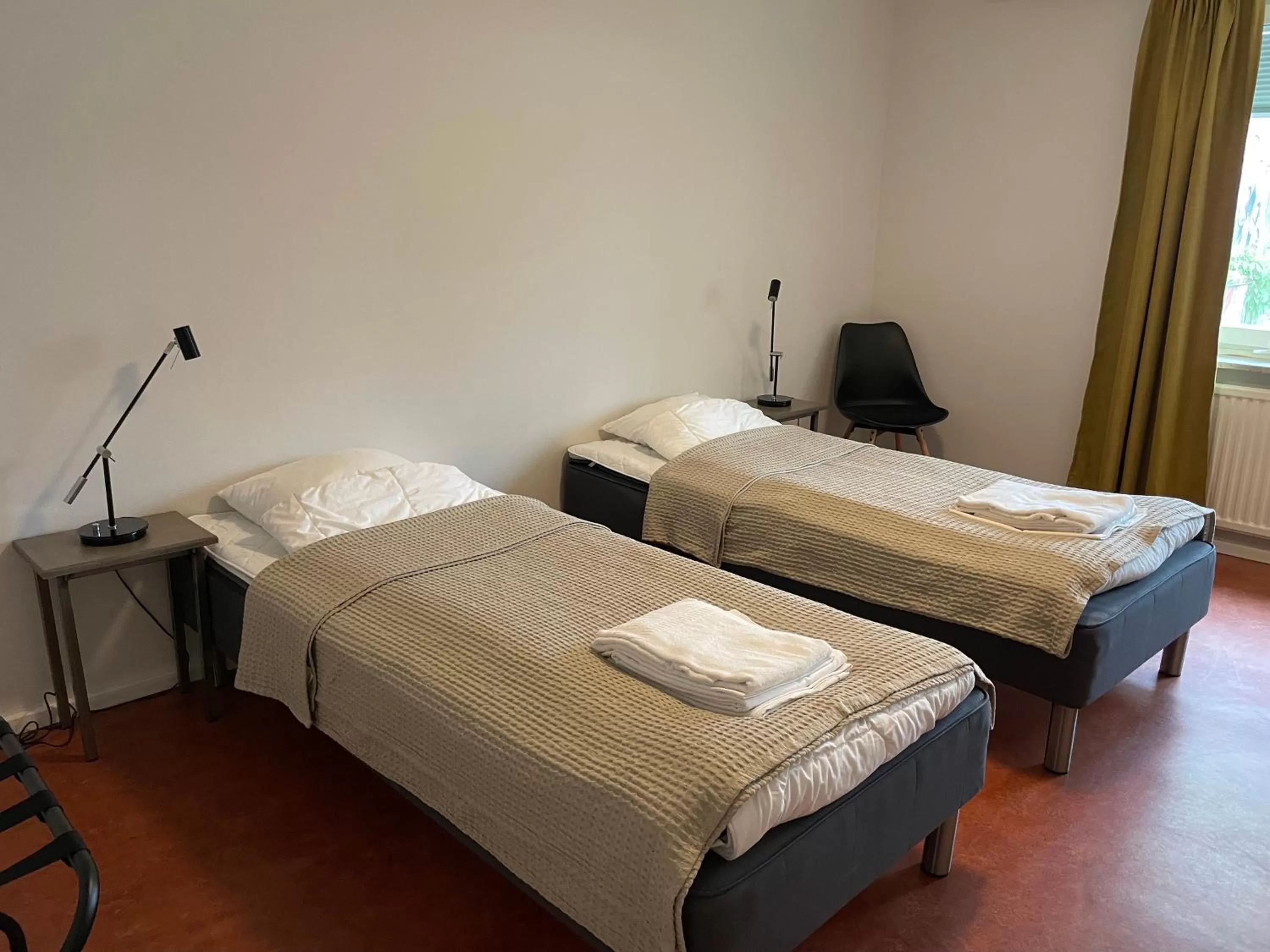 Twin Room with Shared Bathroom in HOTEL N Hostel Malmö City