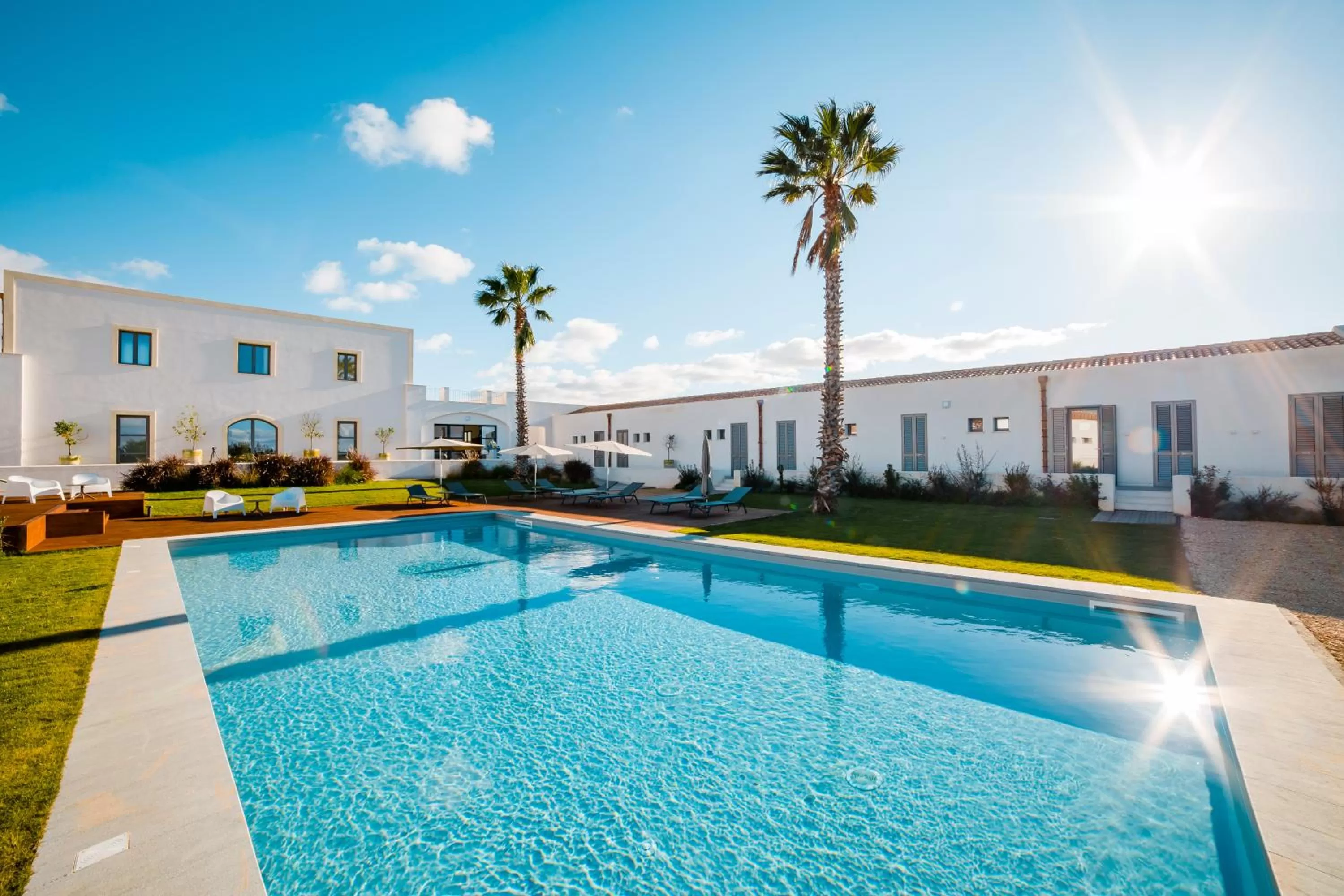 Pool view in Baglio Custera