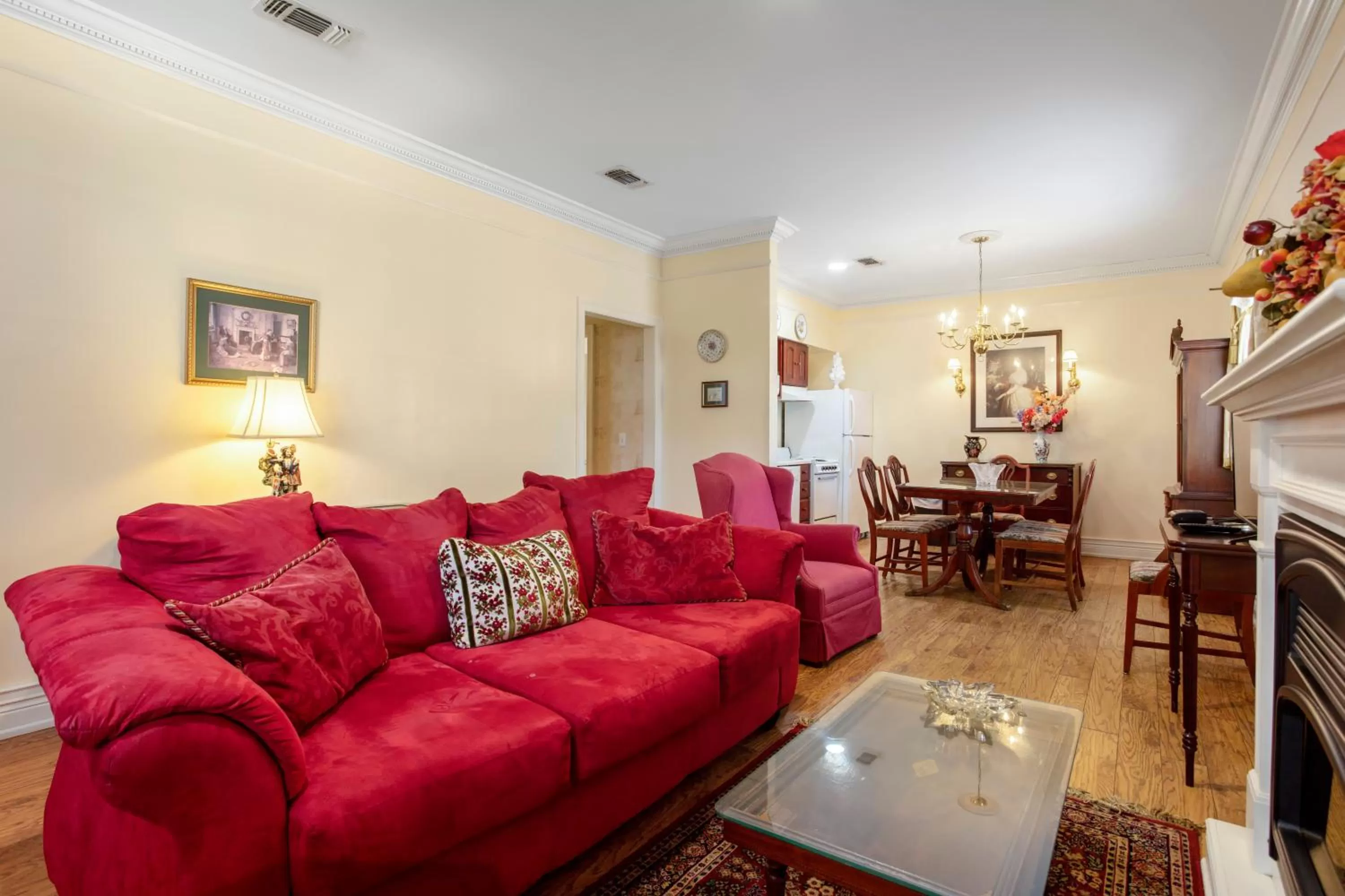 Two-Bedroom Cottage- Non Smoking in Edgewater Inn - Biloxi Beach