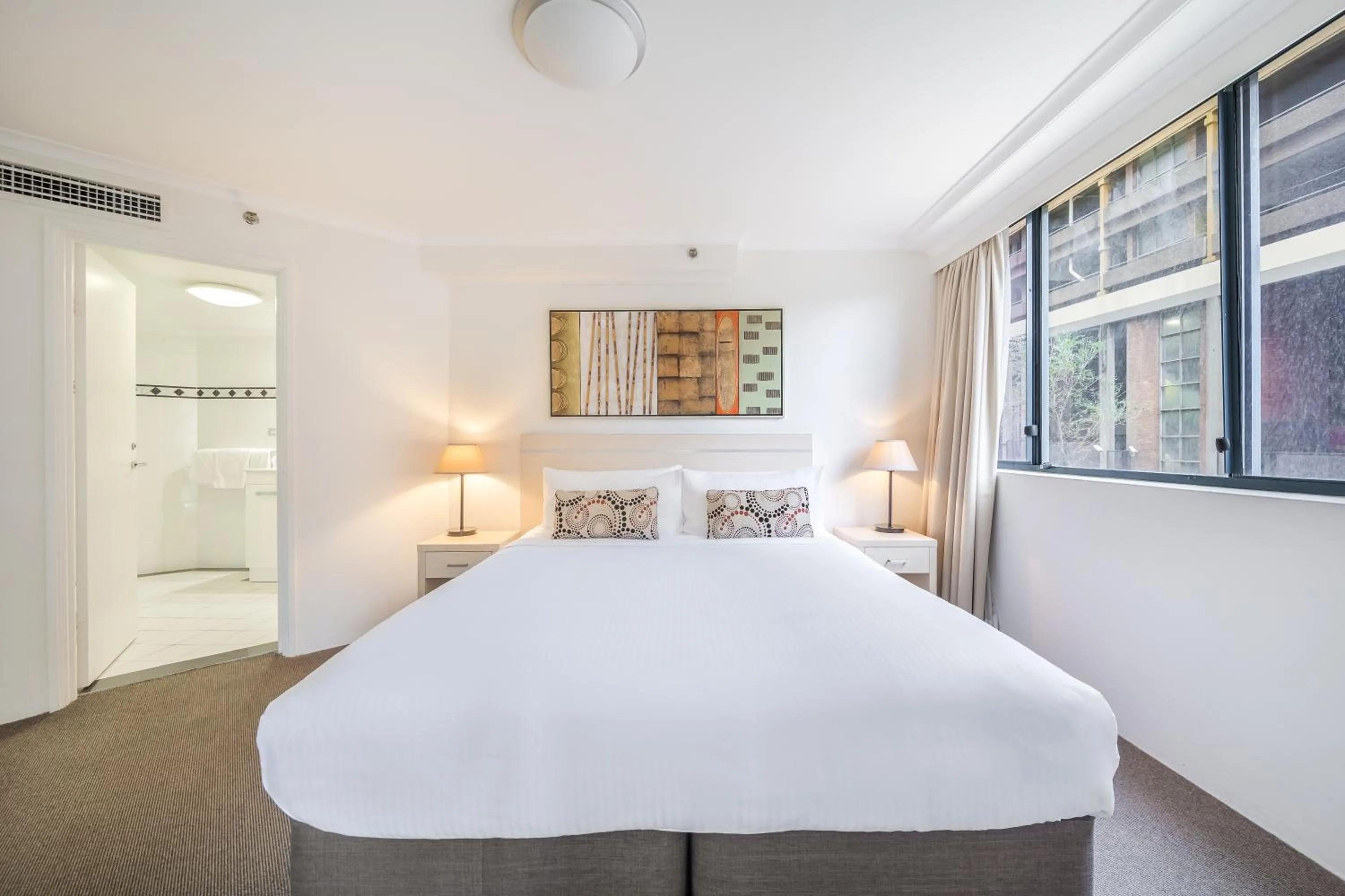 Two-Bedroom Apartment - Dual Key in Oaks Sydney Castlereagh Suites