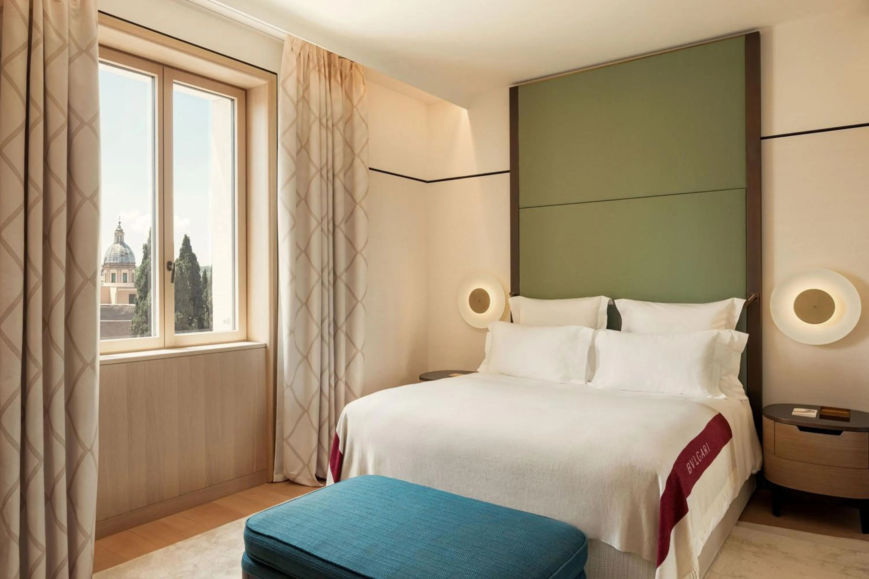 Junior Suite with City View in Bvlgari Hotel Roma