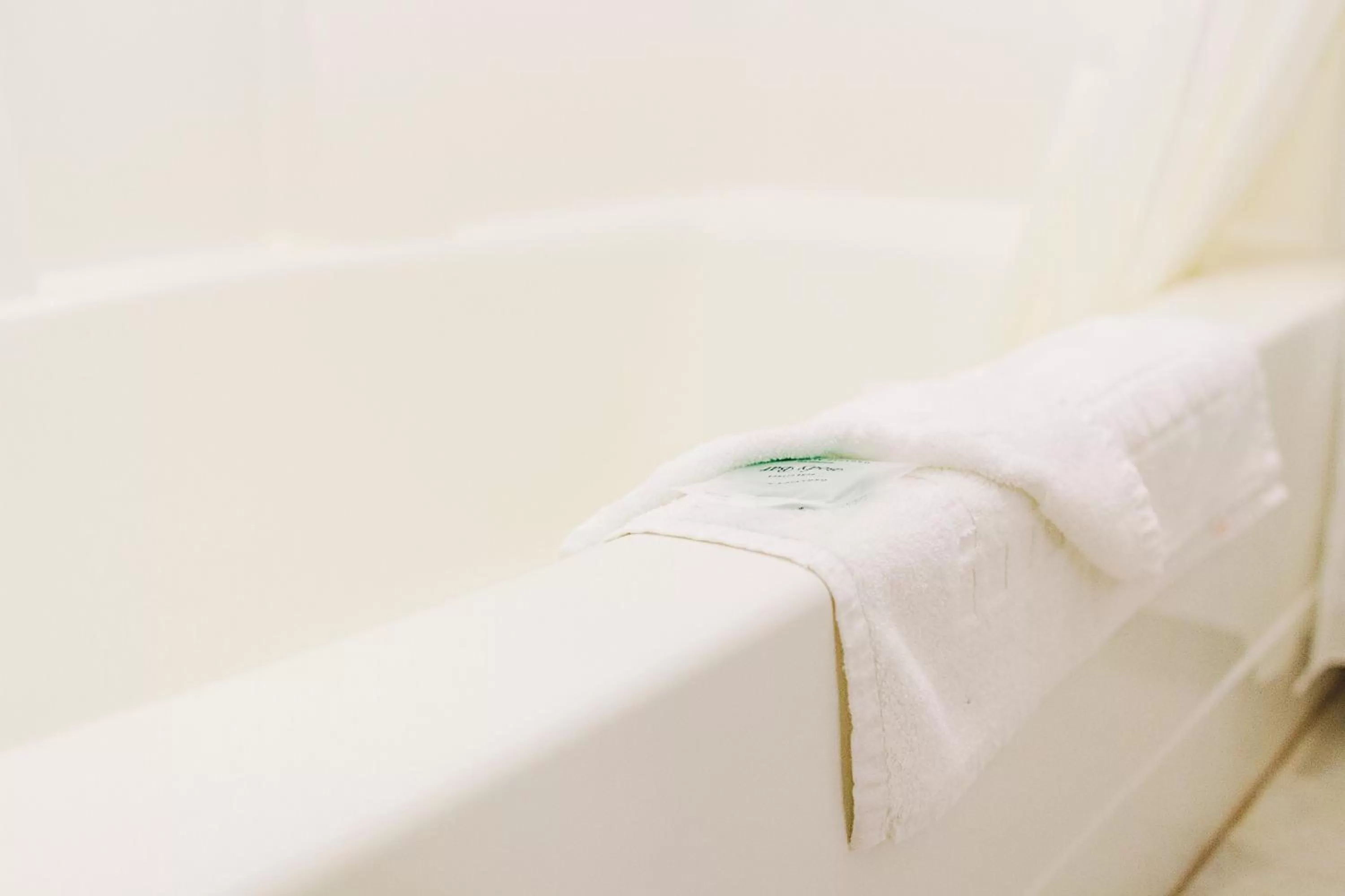 Queen Room in GuestHouse Inn Bellingham