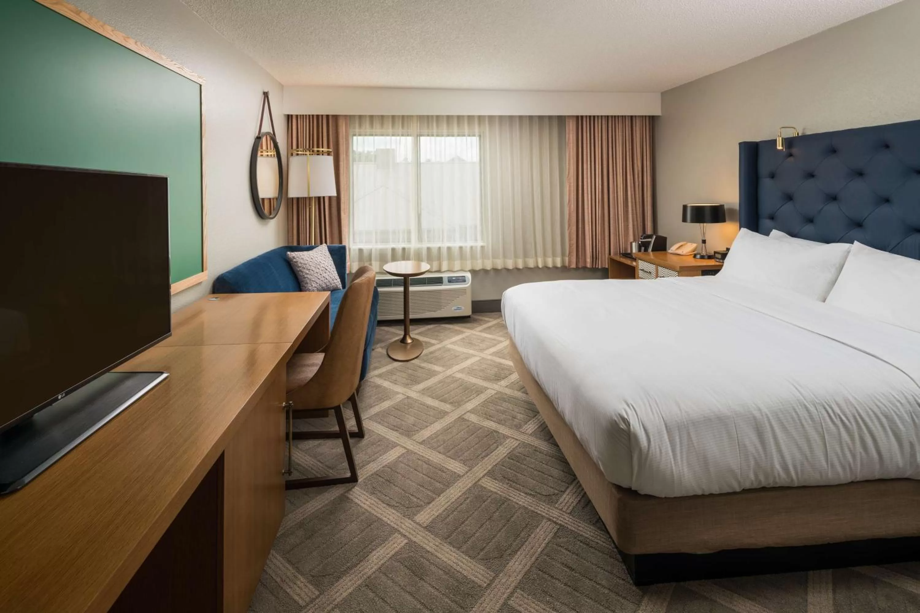 King Room in DoubleTree by Hilton Gainesville