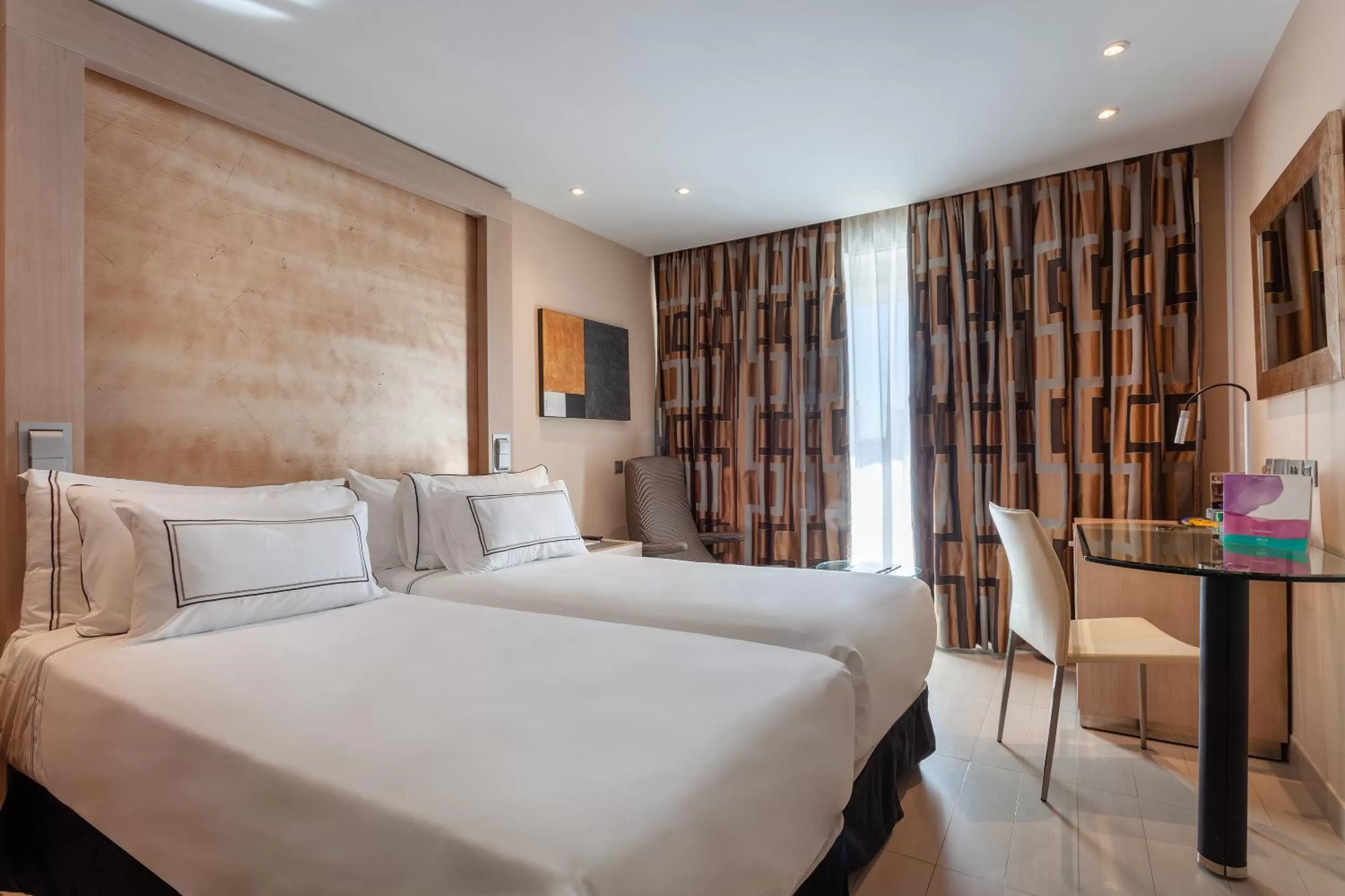 Melia Twin Room in Melia Sevilla
