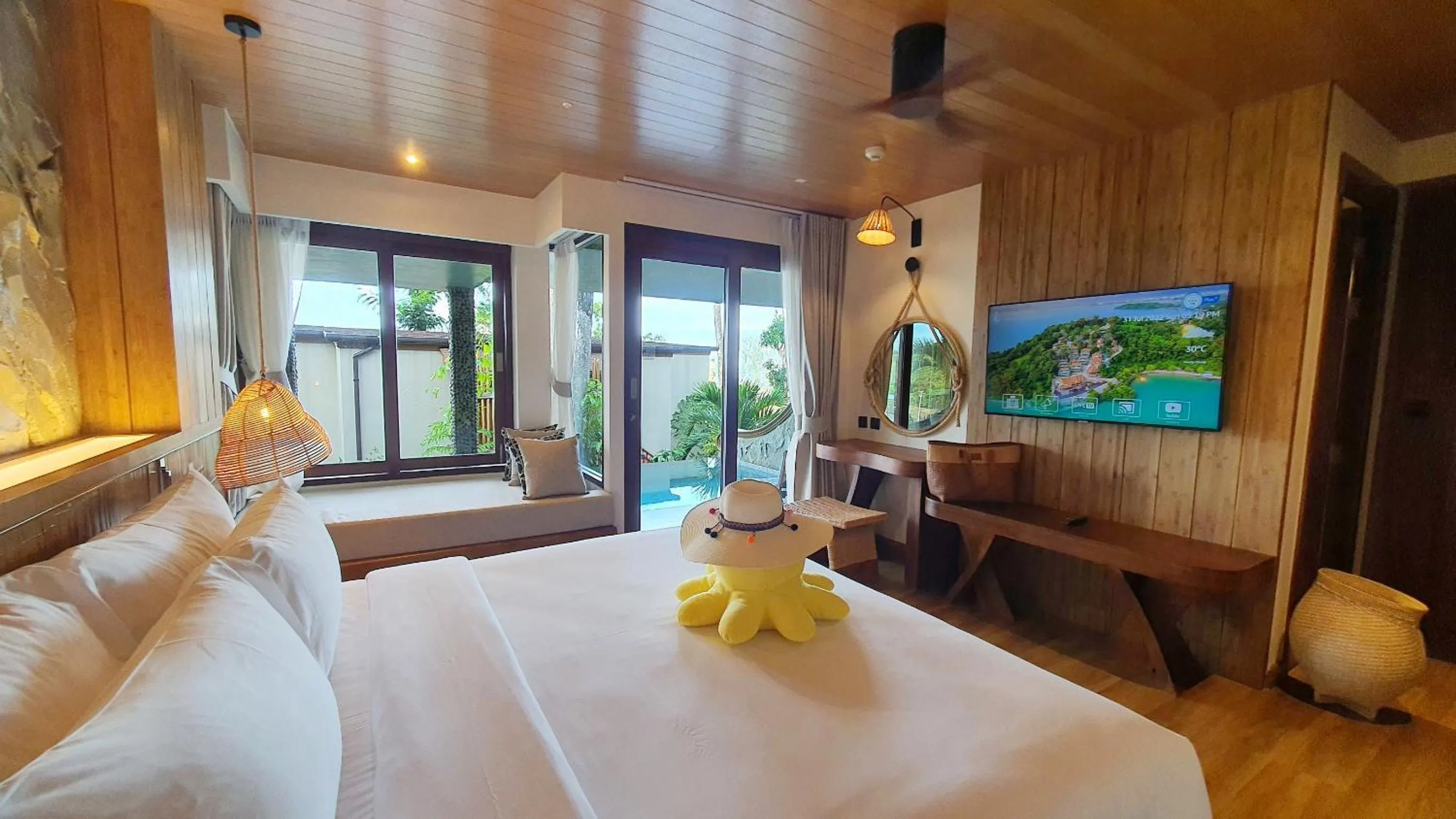 Bedroom, Bed in SINAE Phuket Luxury Hotel