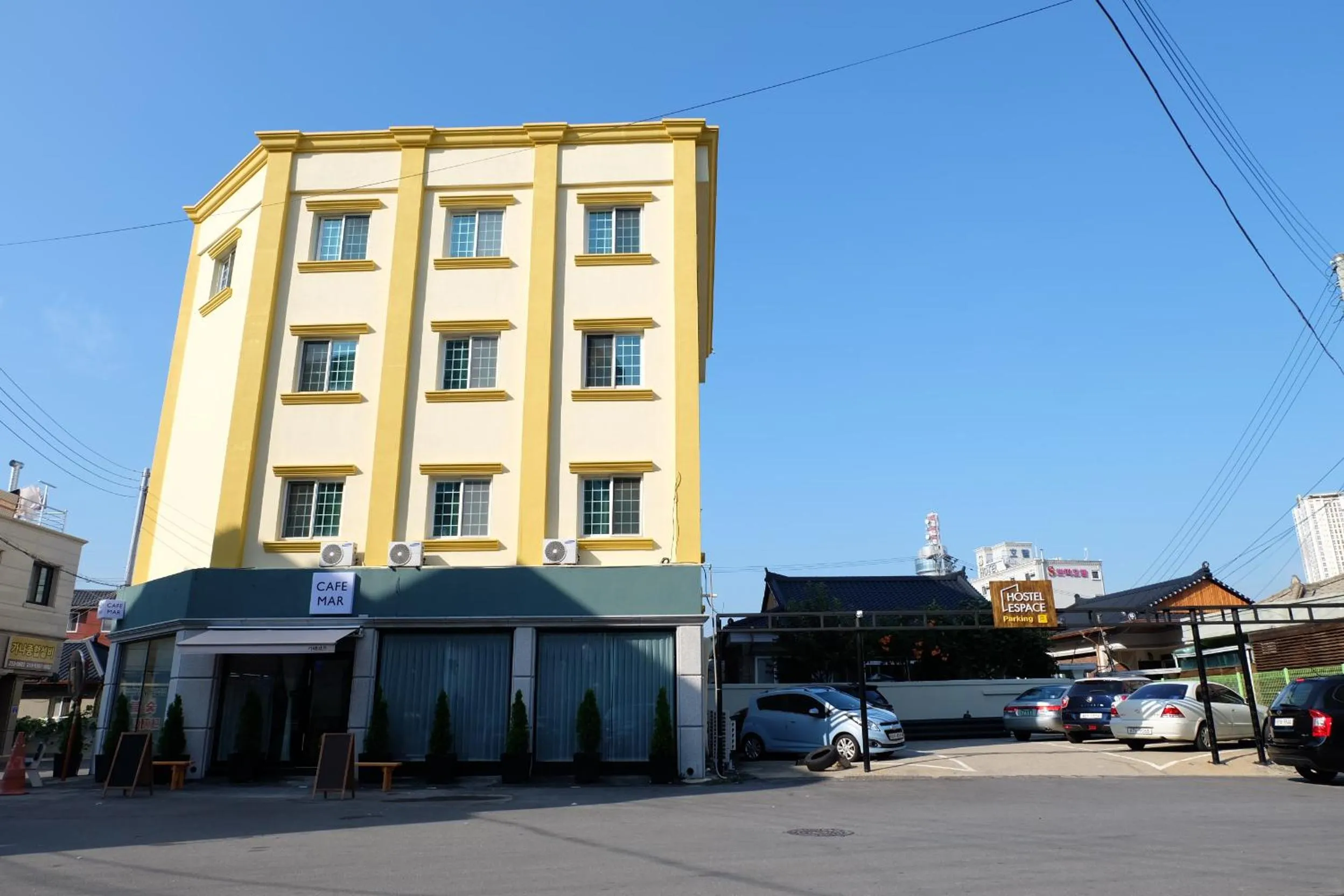 Property building in Hostel Espace