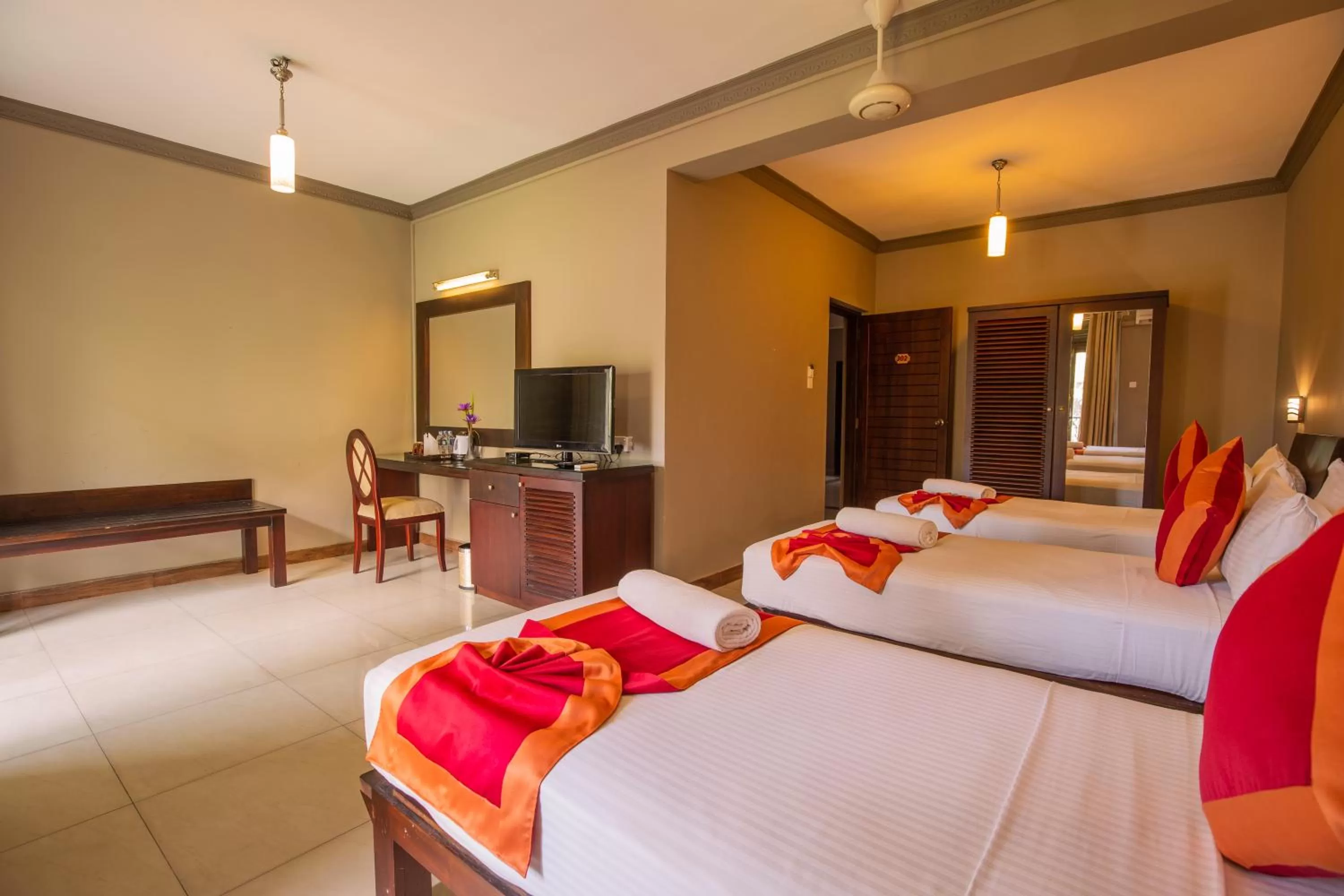 Deluxe Triple Room - single occupancy in Kings Ridge Kandy