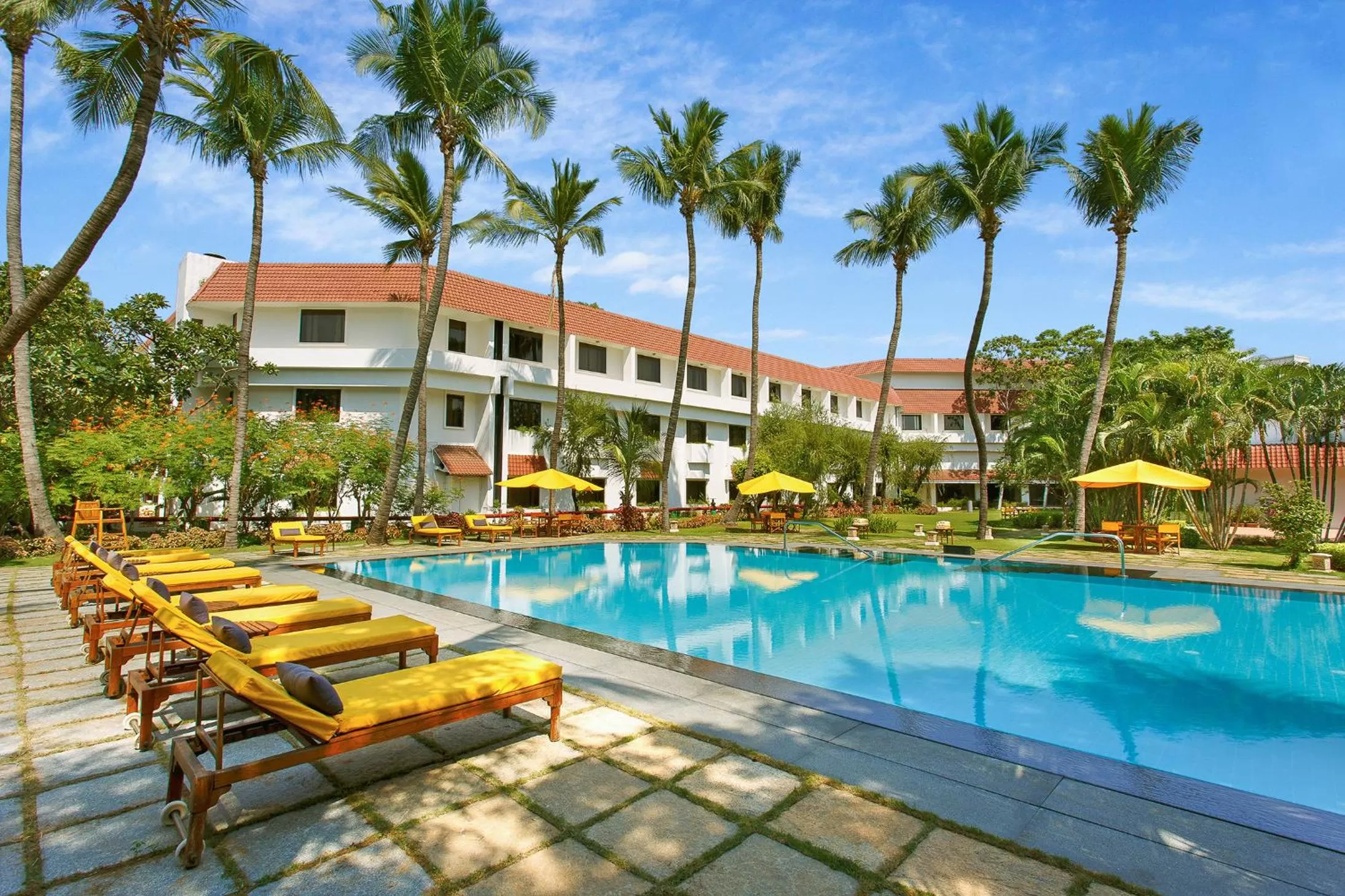 Swimming pool in Trident Chennai
