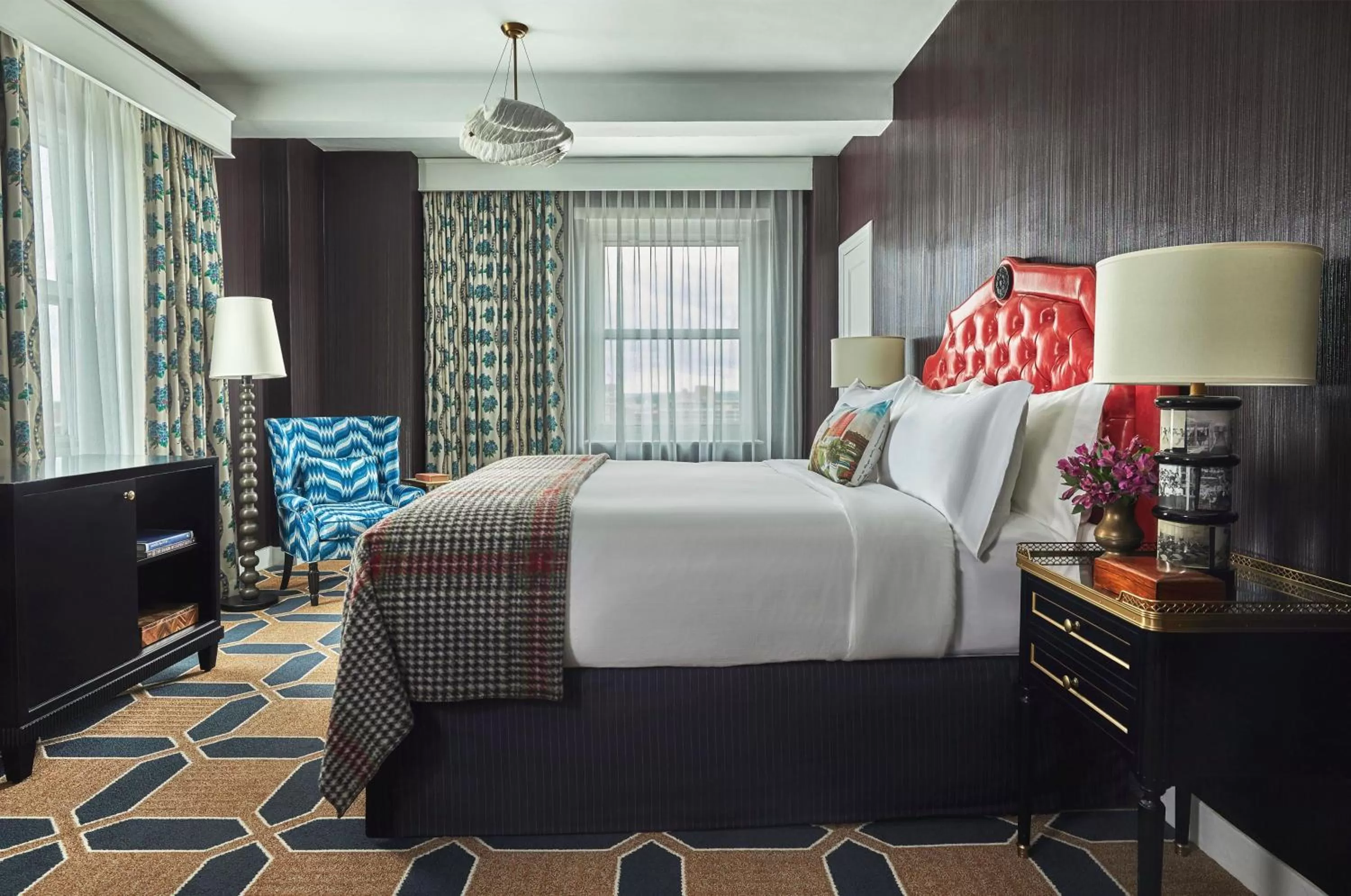 Deluxe King Room in Graduate by Hilton Providence