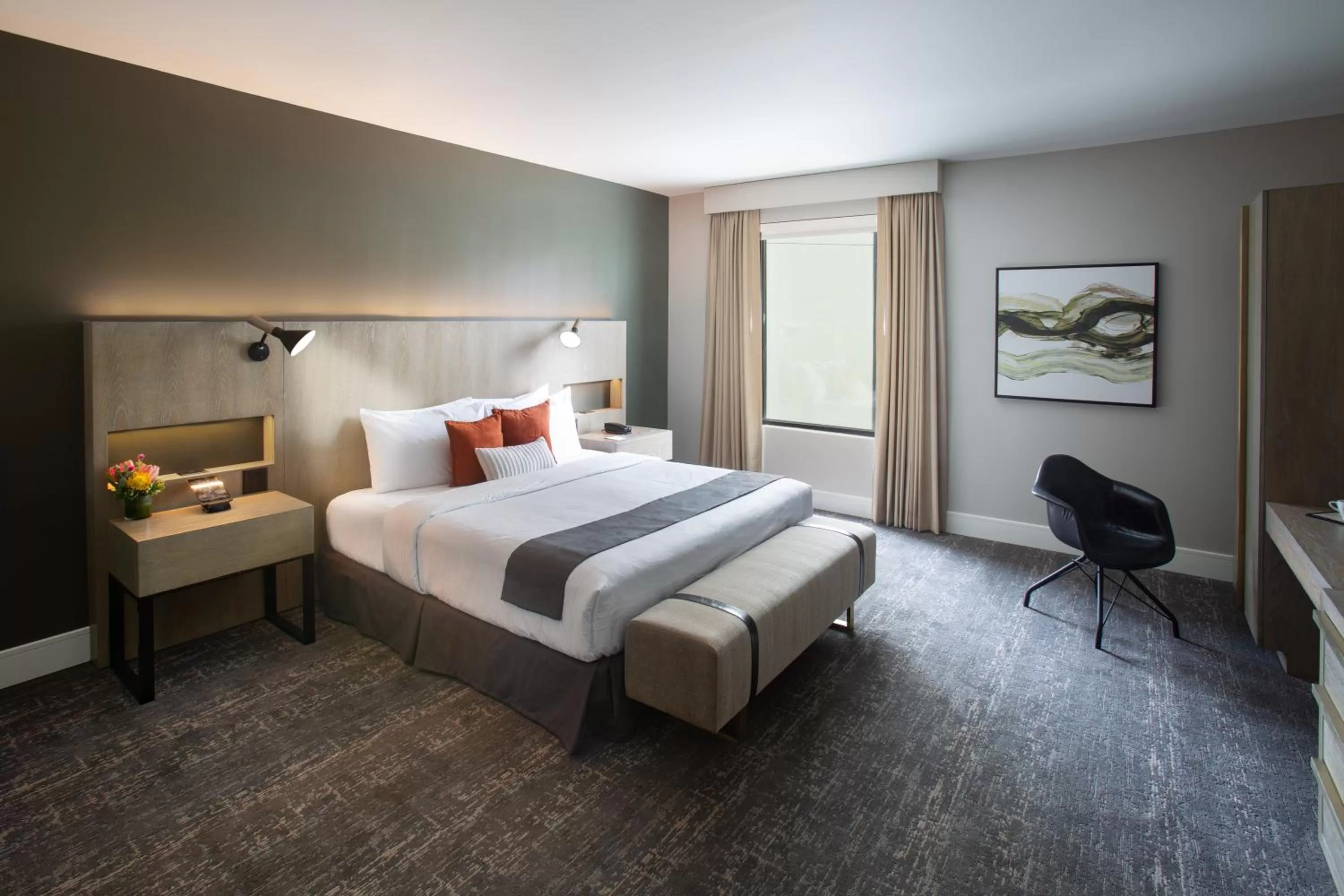 Posh Luxury Suite Roll-In Shower in The Delaney Hotel