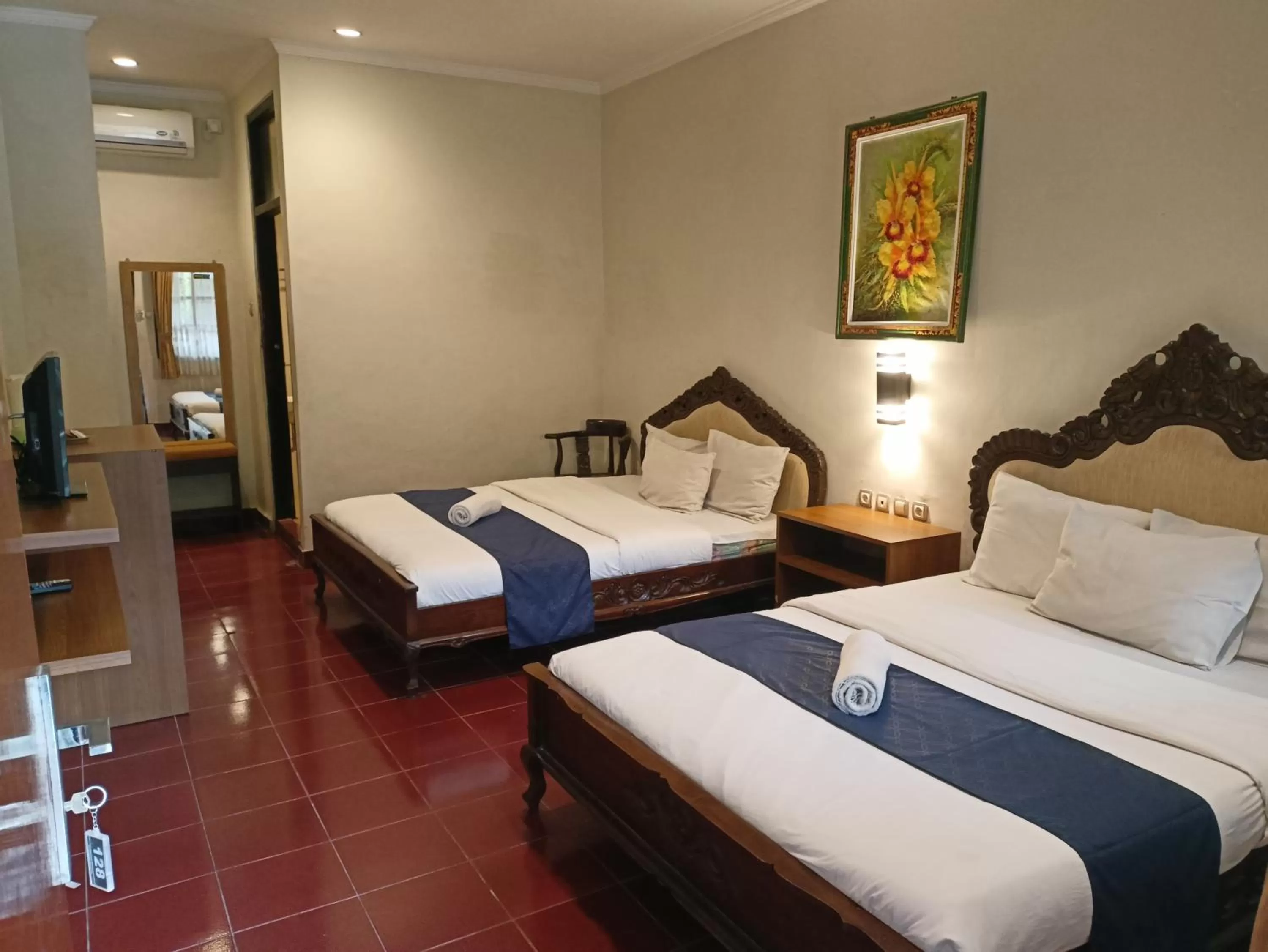 Deluxe Family Room in Catur Adi Putra