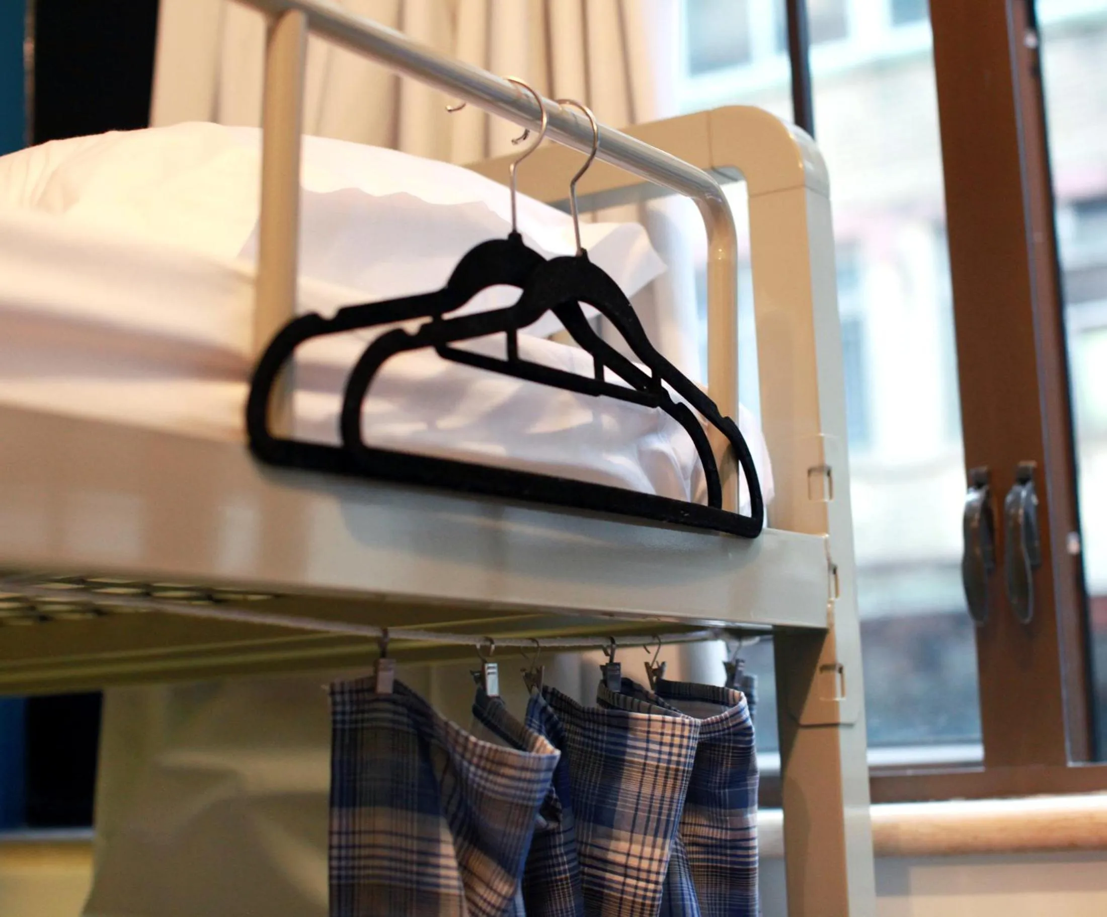 Bed in 4-Bed Mixed Dormitory Room in Hop Inn