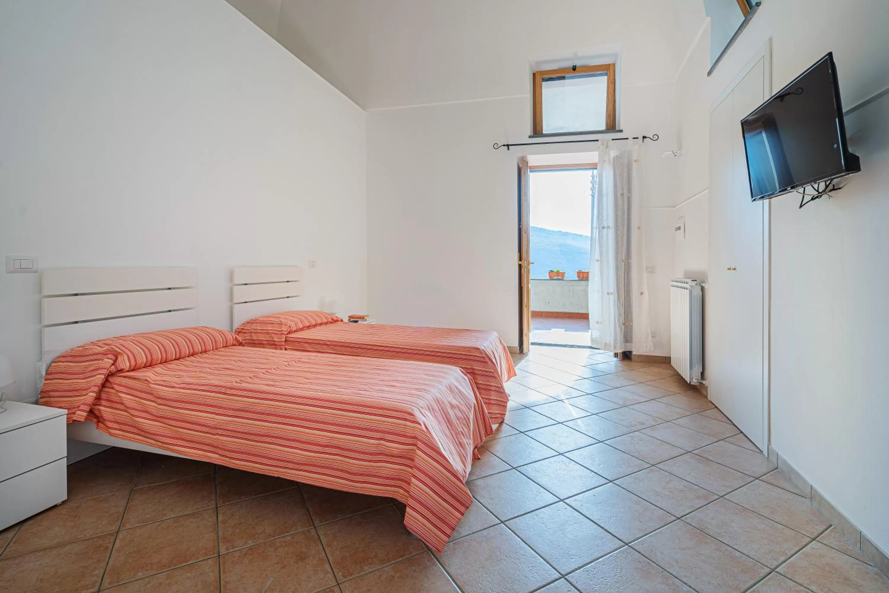 Twin Room in The View House