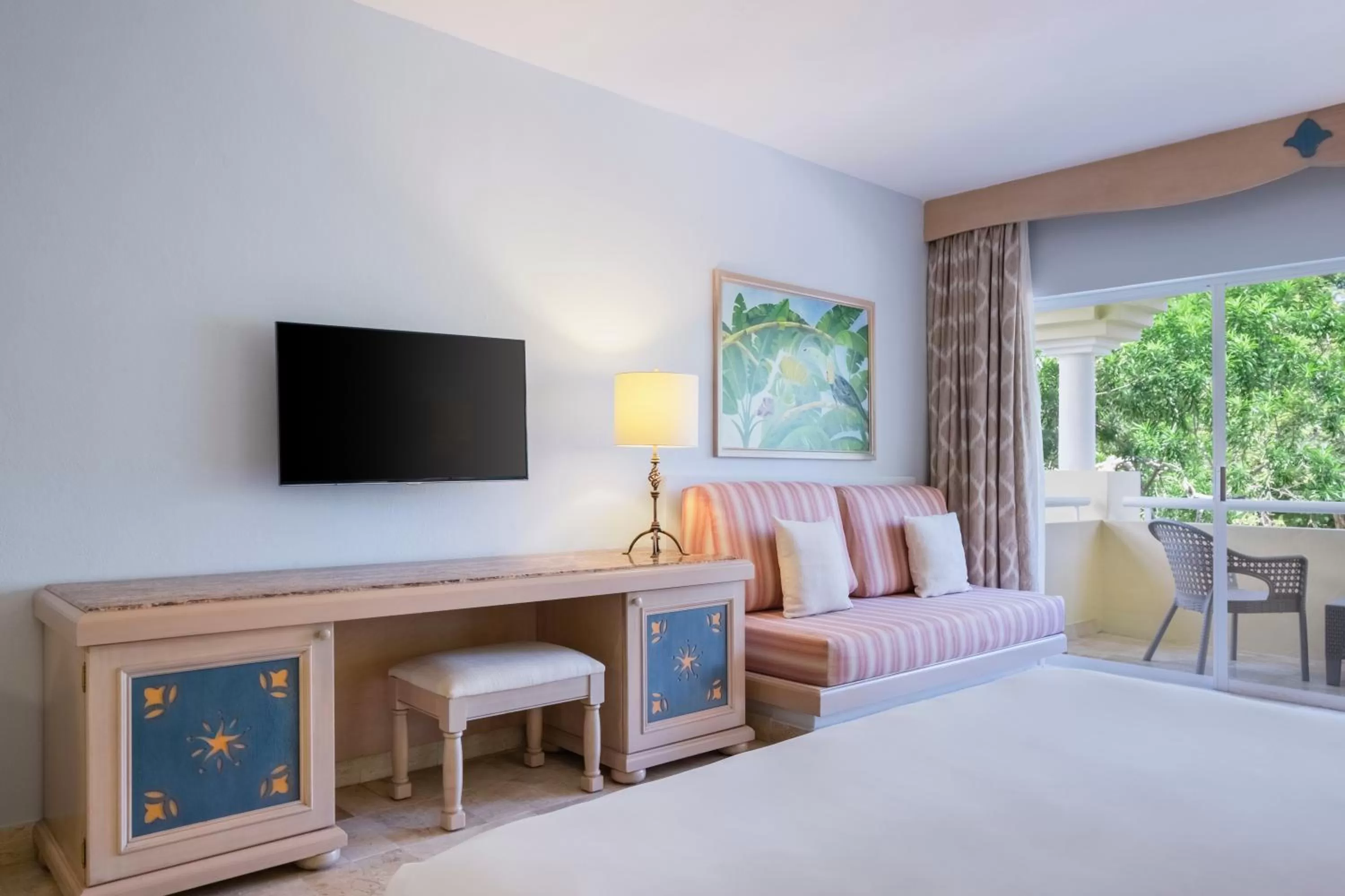 Premium Near Pool (2 Adults)    in Iberostar Waves Paraíso del Mar - All Inclusive