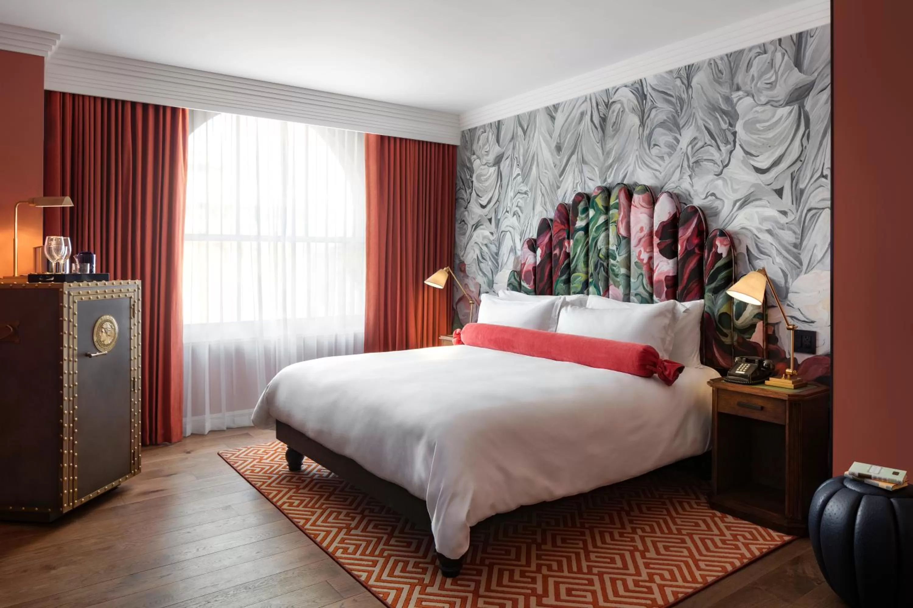 Standard King Room in Riggs Washington DC