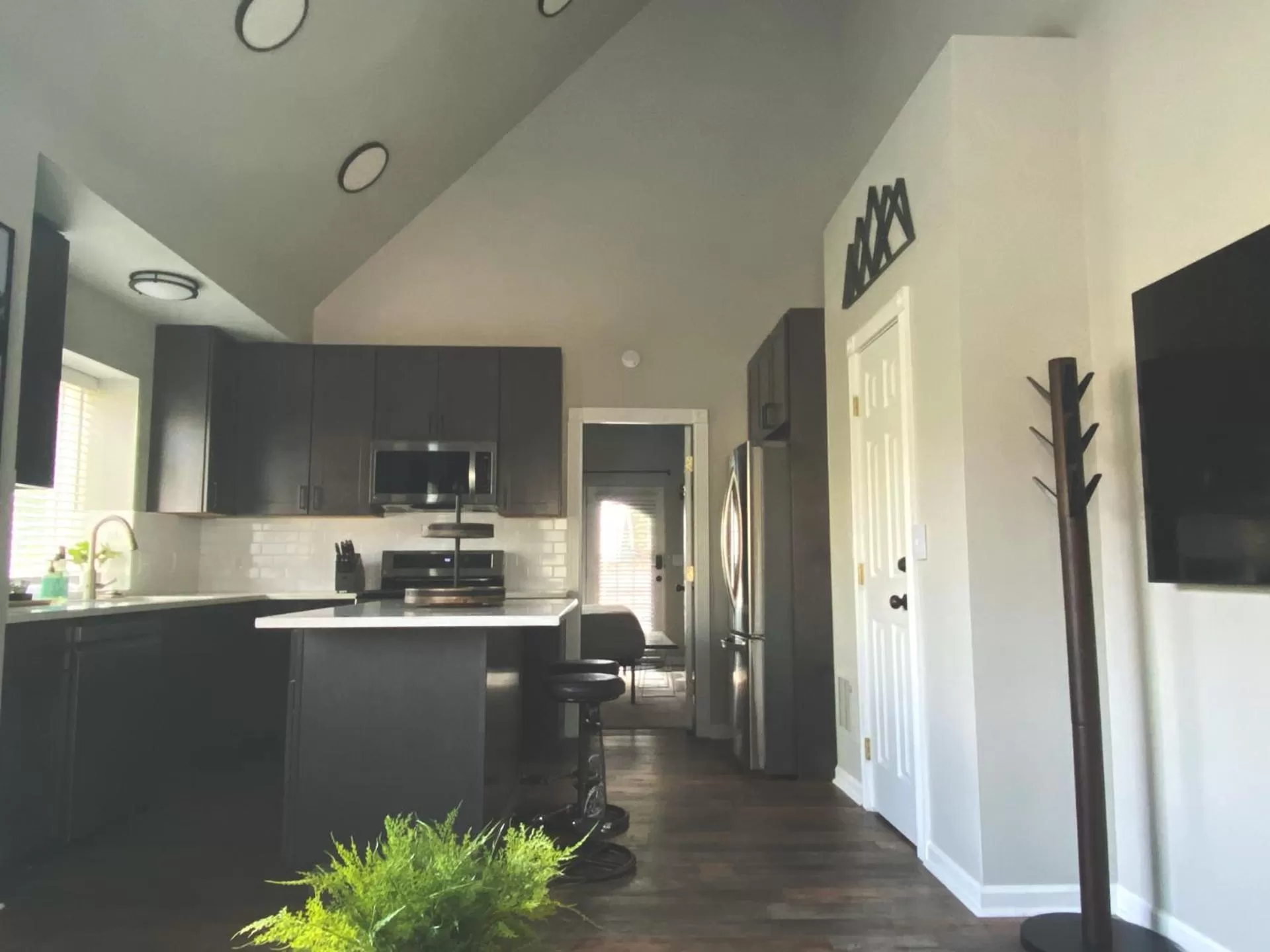 One-Bedroom Apartment in Winter Park Chateau