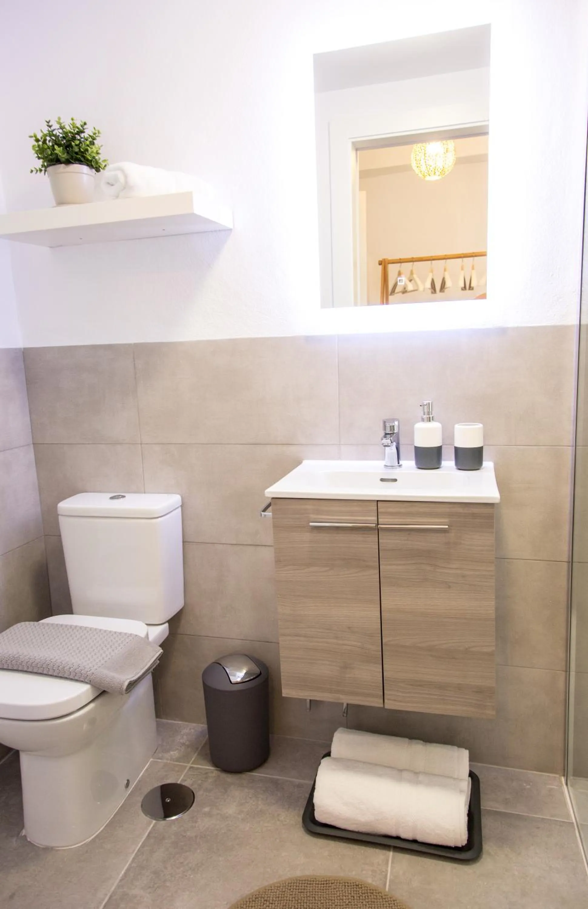 Deluxe Double Room with Balcony in Almijara Residence