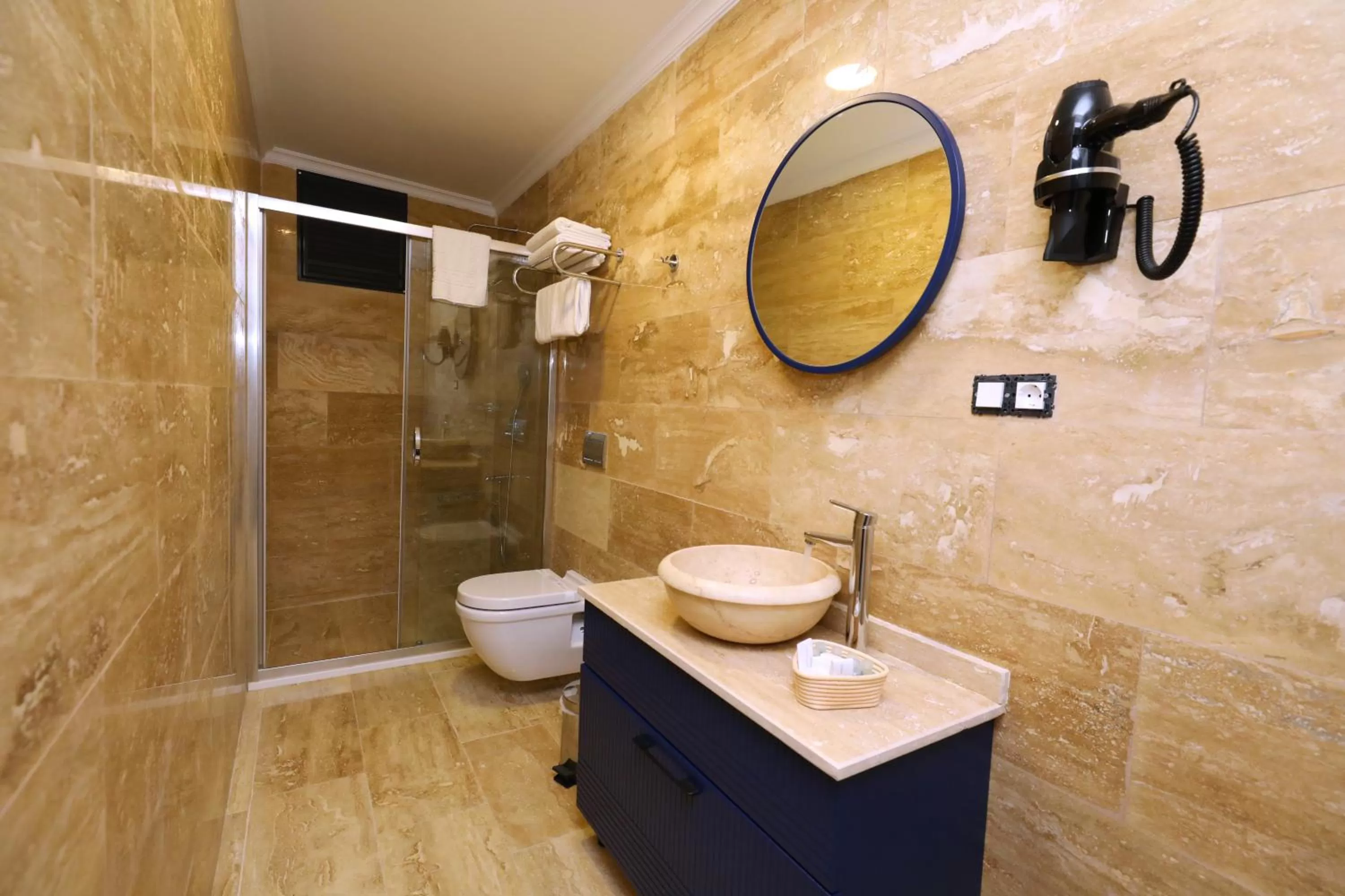 Deluxe Triple Room in Ariel Hotel Alaçatı