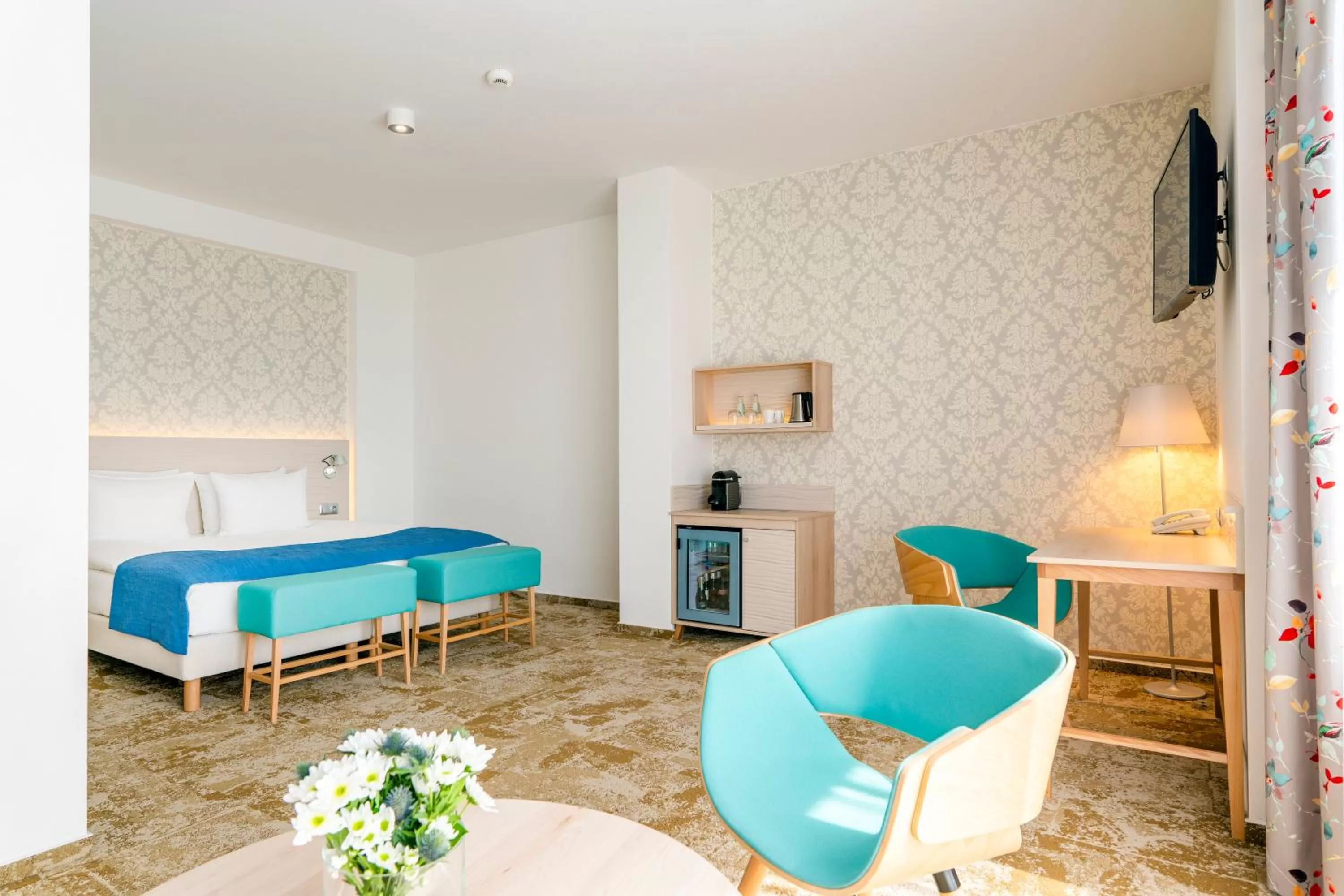 Family Room (2 Adults + 2 Children) in Hotel Metropol