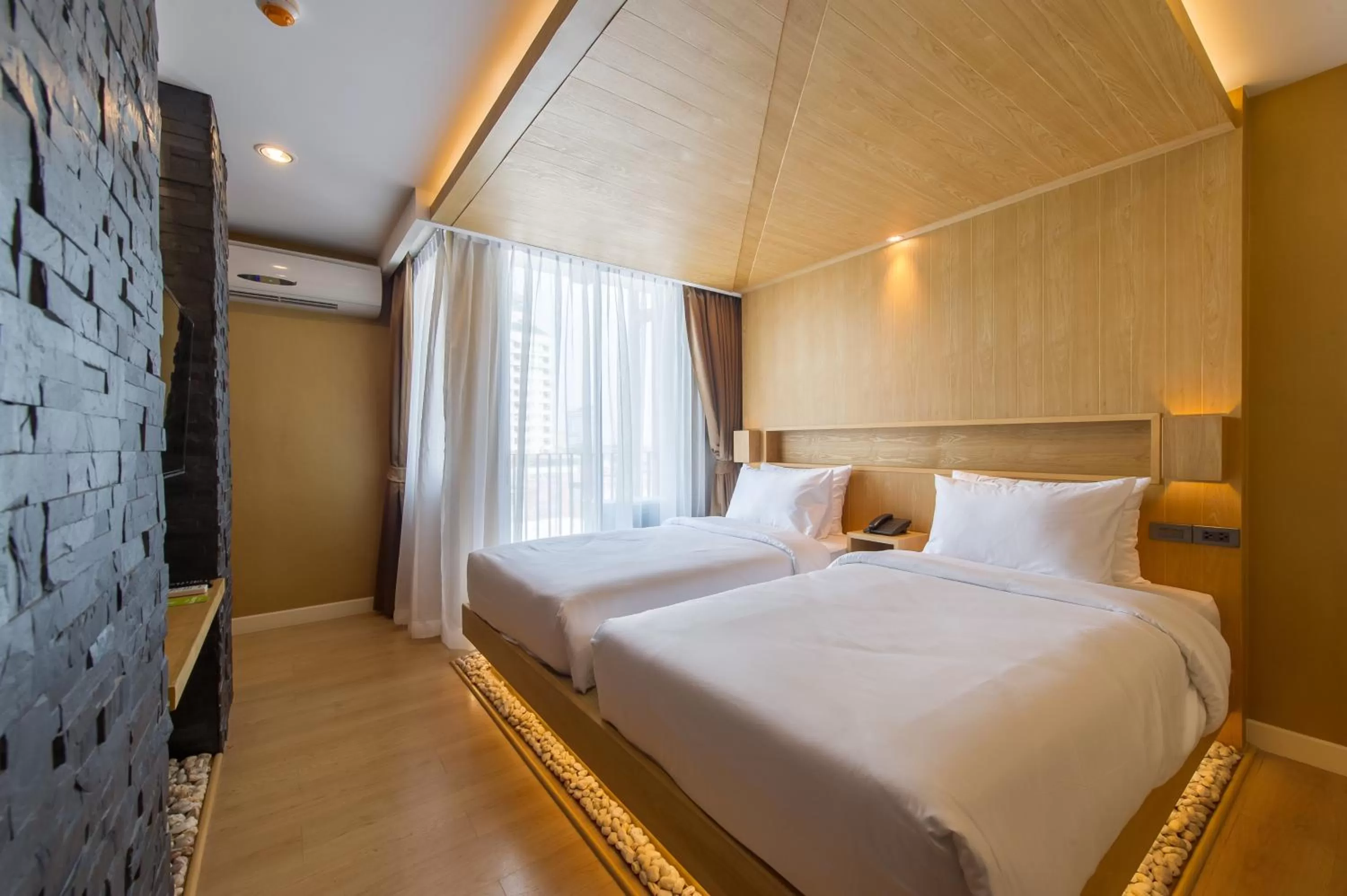 Standard Twin Room in Zenniq