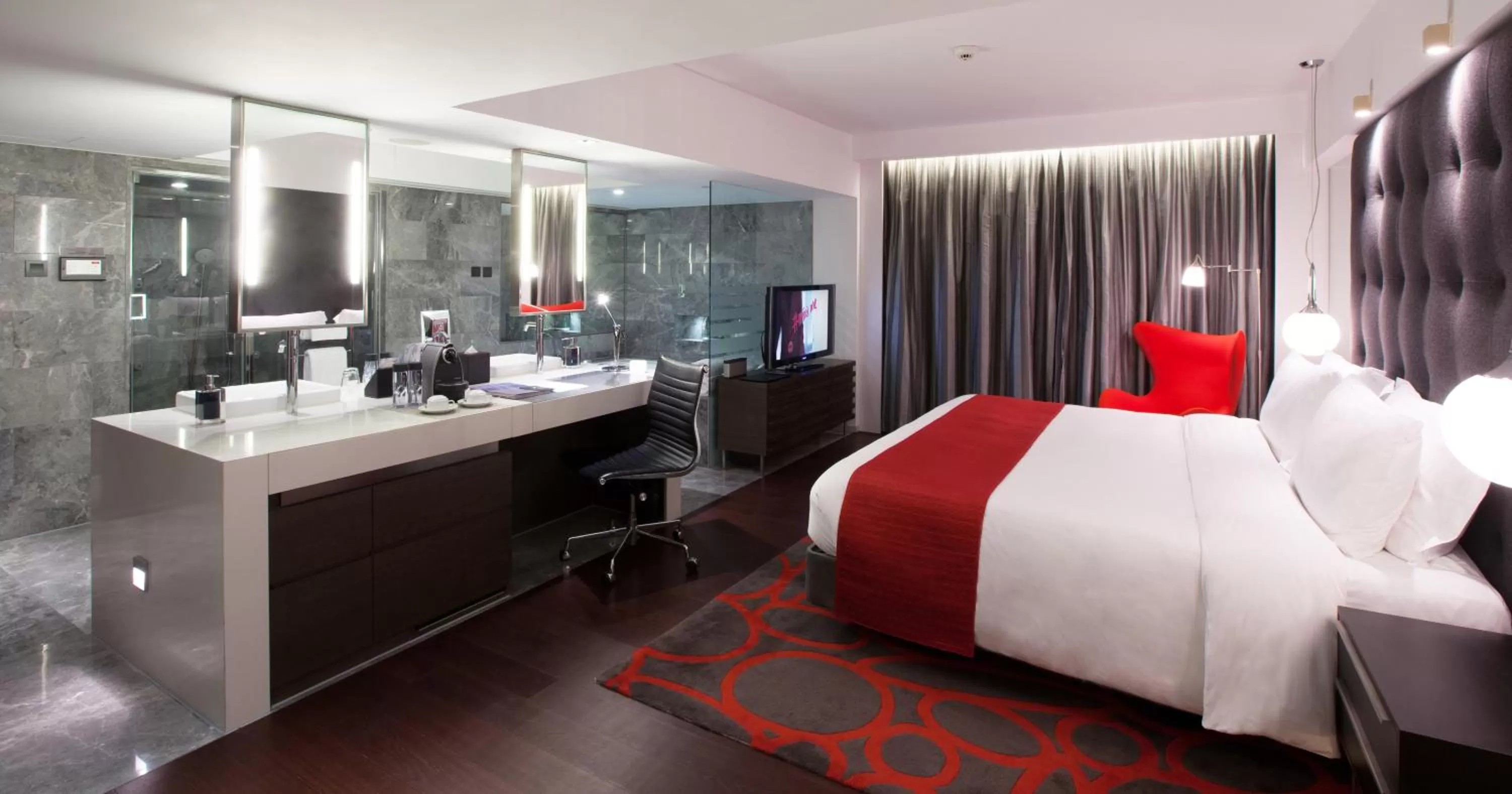 Spa Suite in The Mira Hong Kong