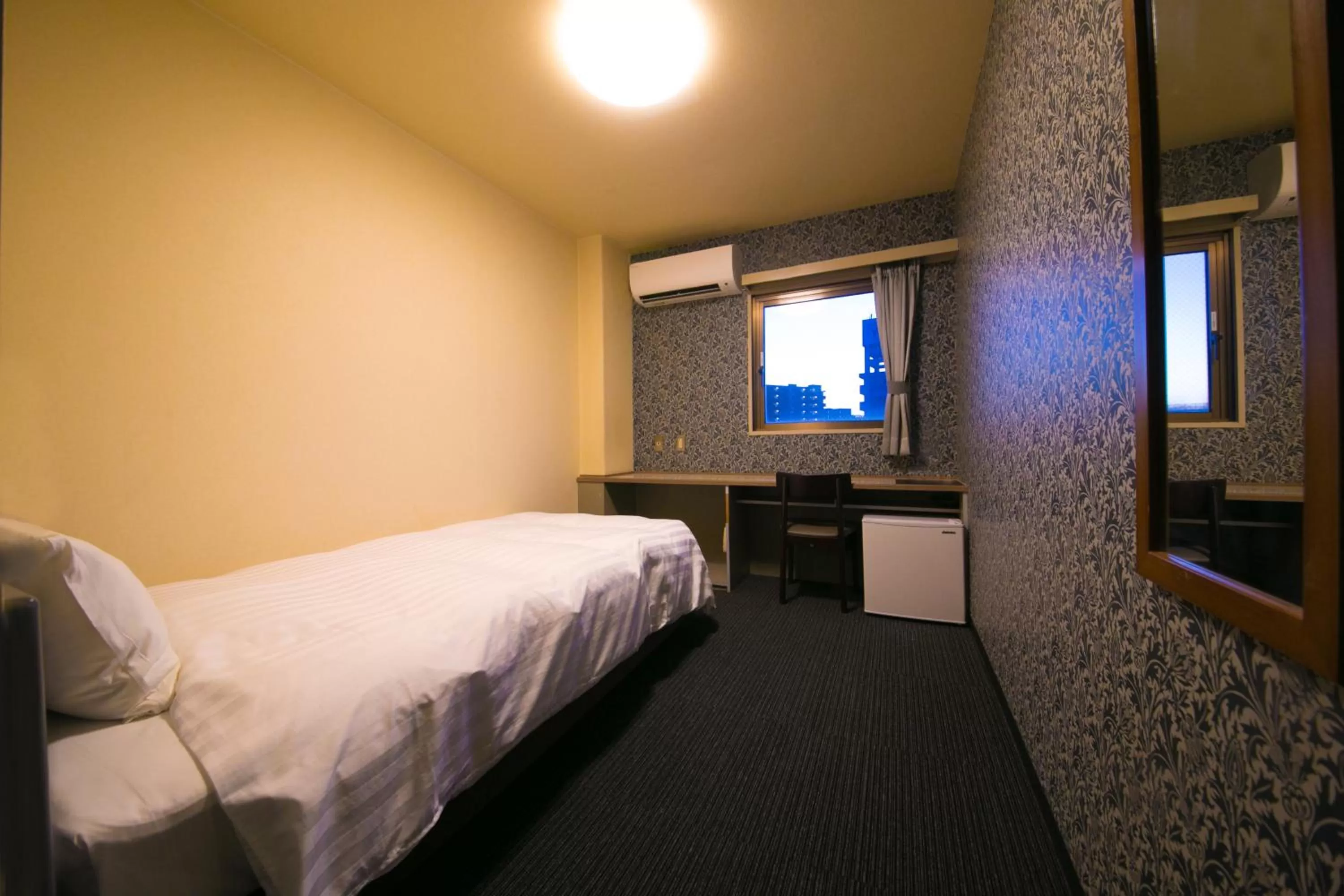 Standard Single Room - Non Smoking in HOTEL 910