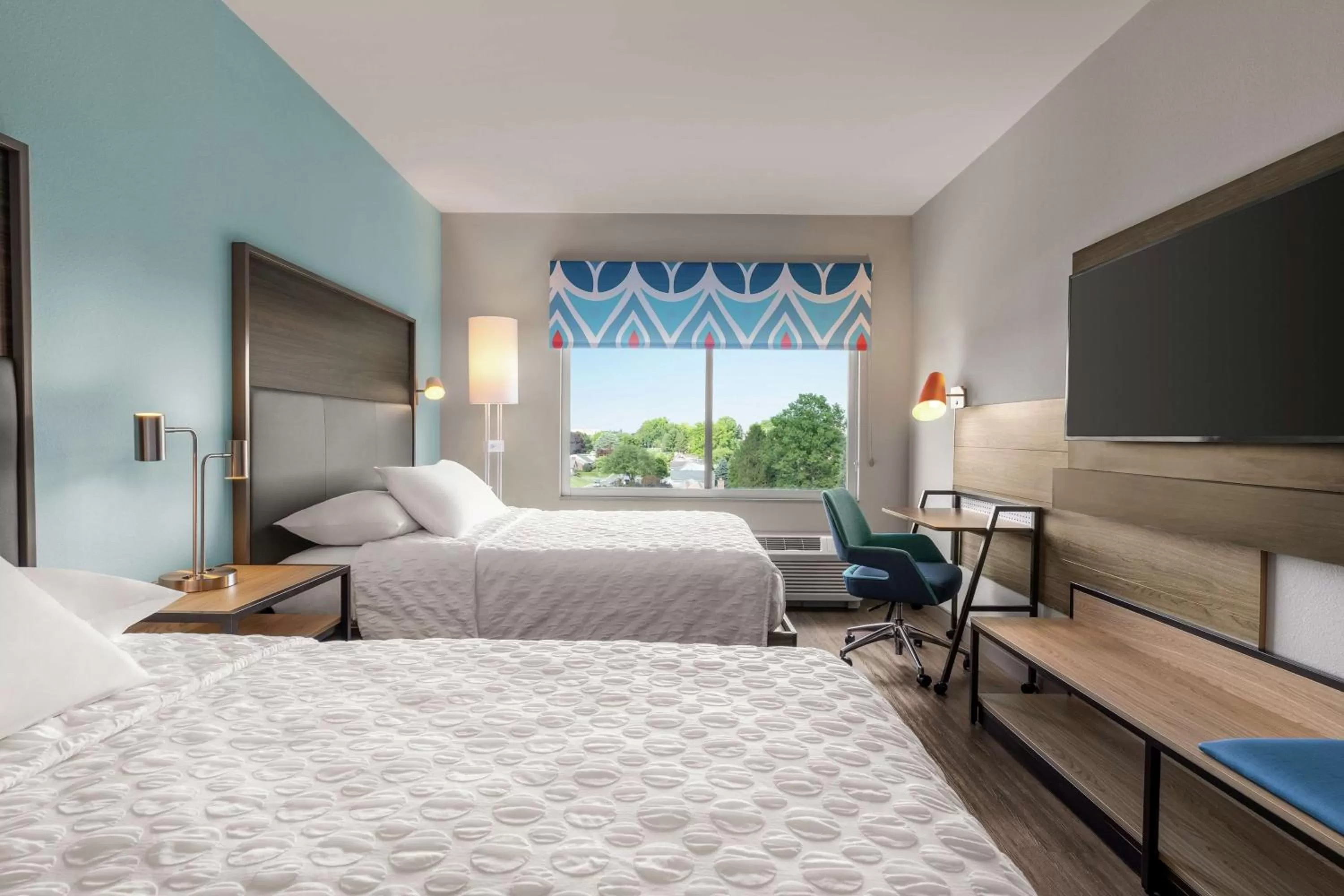 Queen Room with Two Queen Beds - Hearing Accessible in Tru By Hilton Hershey Chocolate Avenue