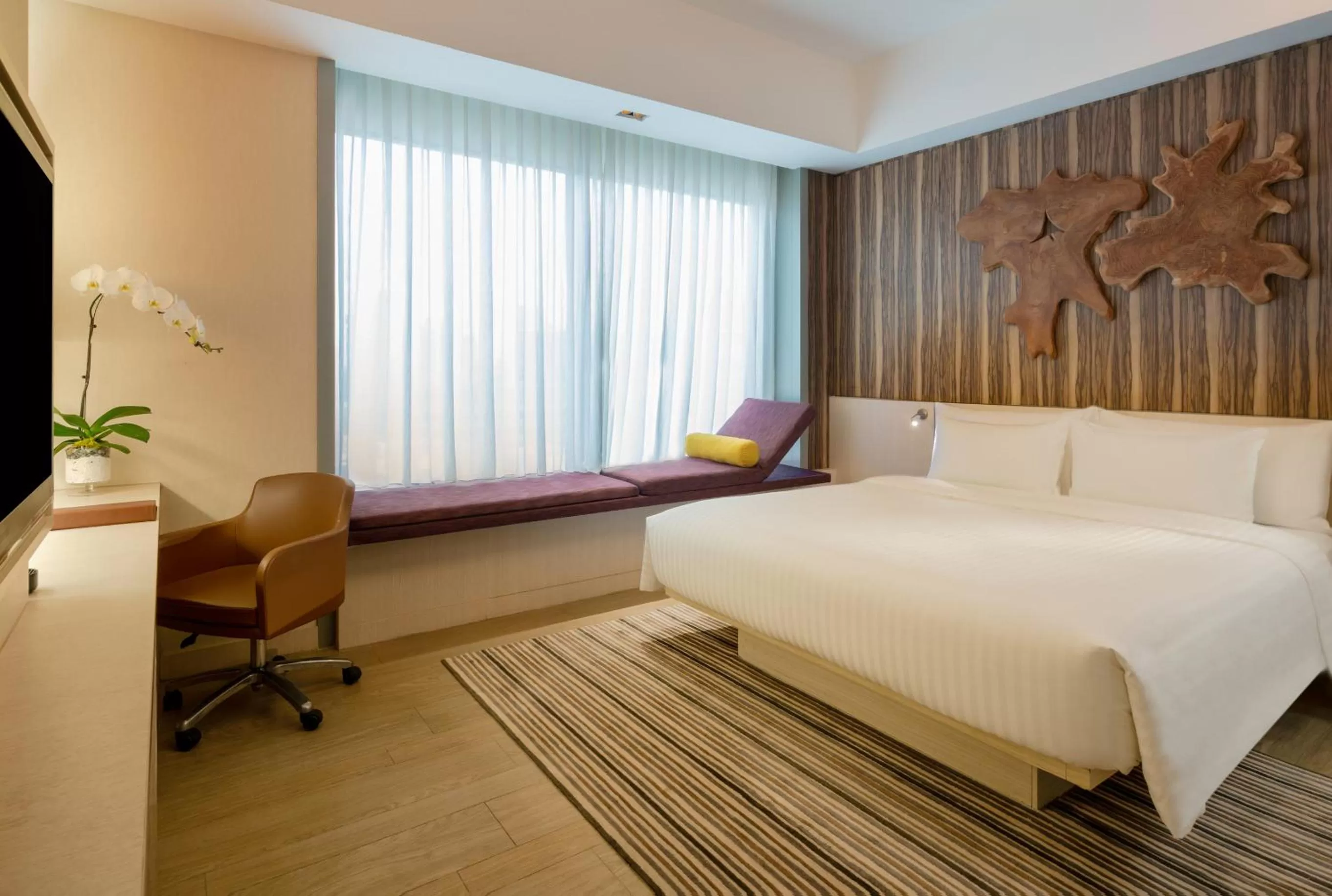 Deluxe Double or Twin Room in Oasia Hotel Novena, Singapore by Far East Hospitality
