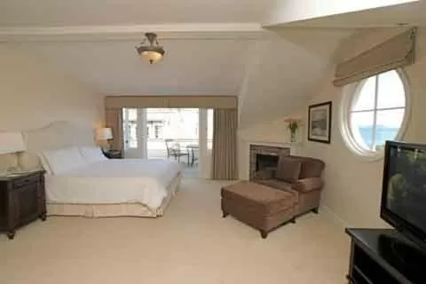King Room with Balcony in The Gables Inn Sausalito