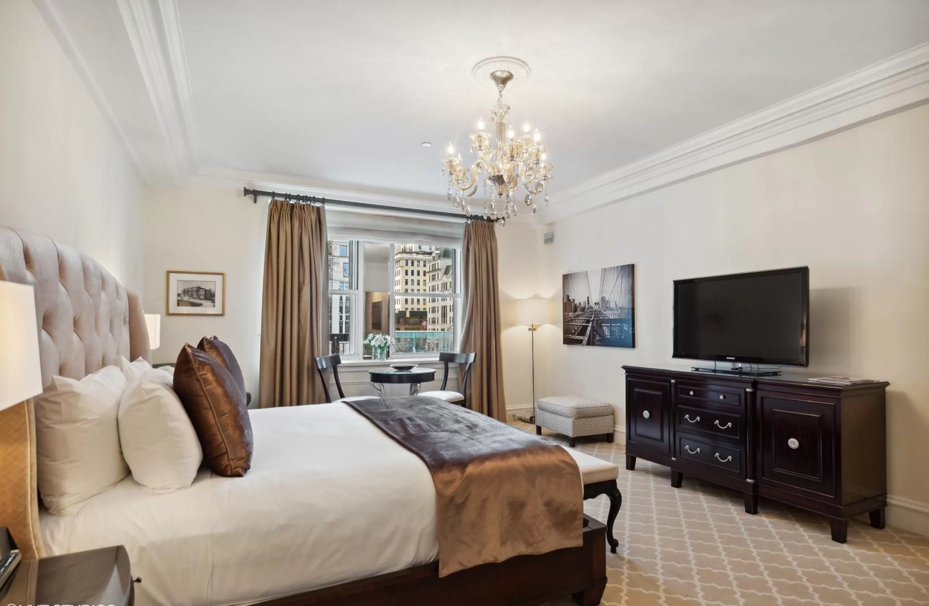 Superior King Room with City View in The Sherry Netherland