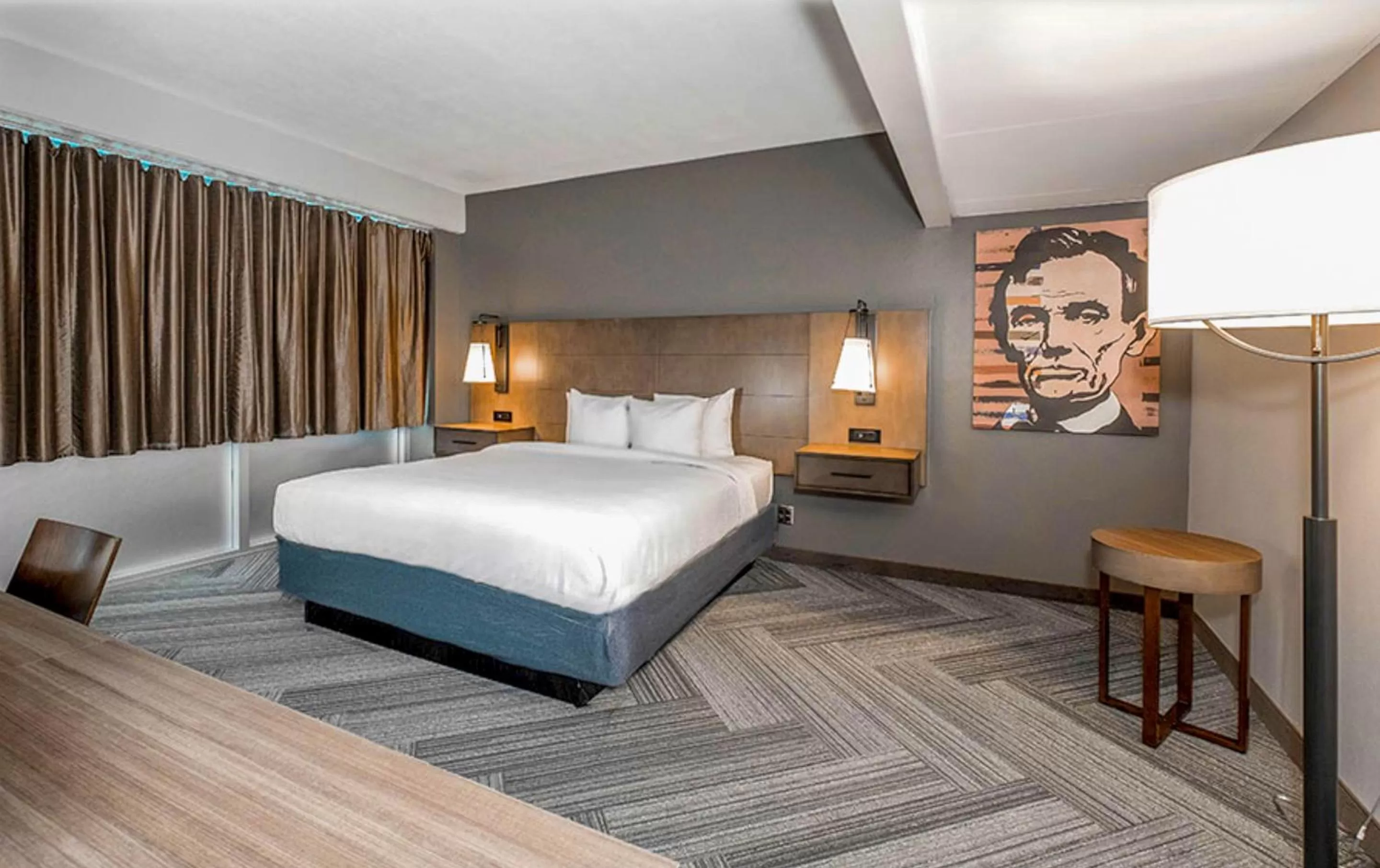 Queen Room - Non-Smoking in State House Inn, Trademark Collection by Wyndham