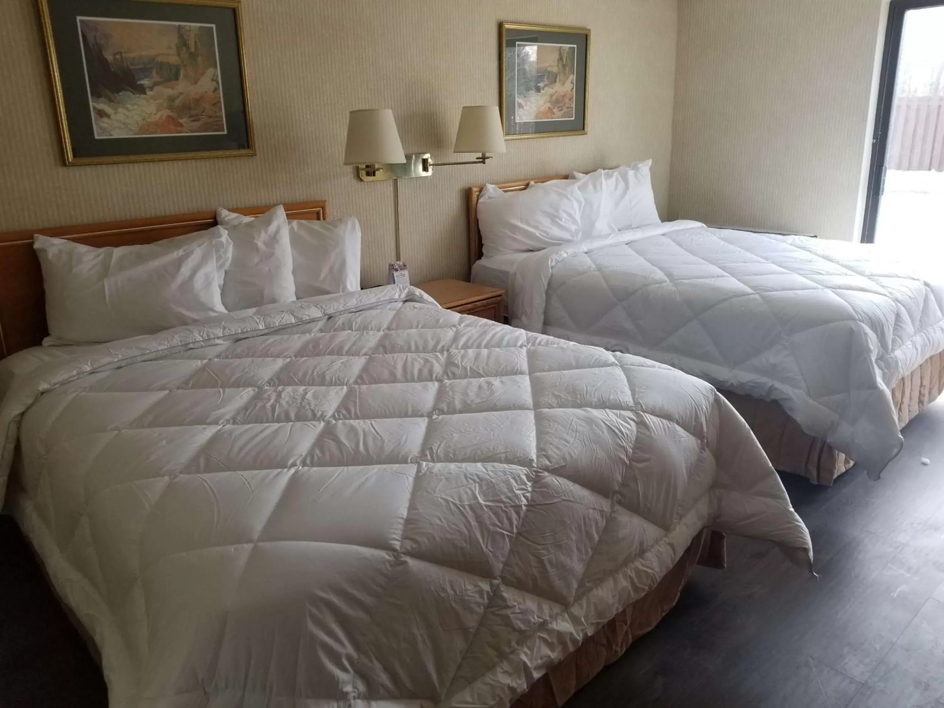 Travelodge by Wyndham Welland Travelodge by Wyndham Welland