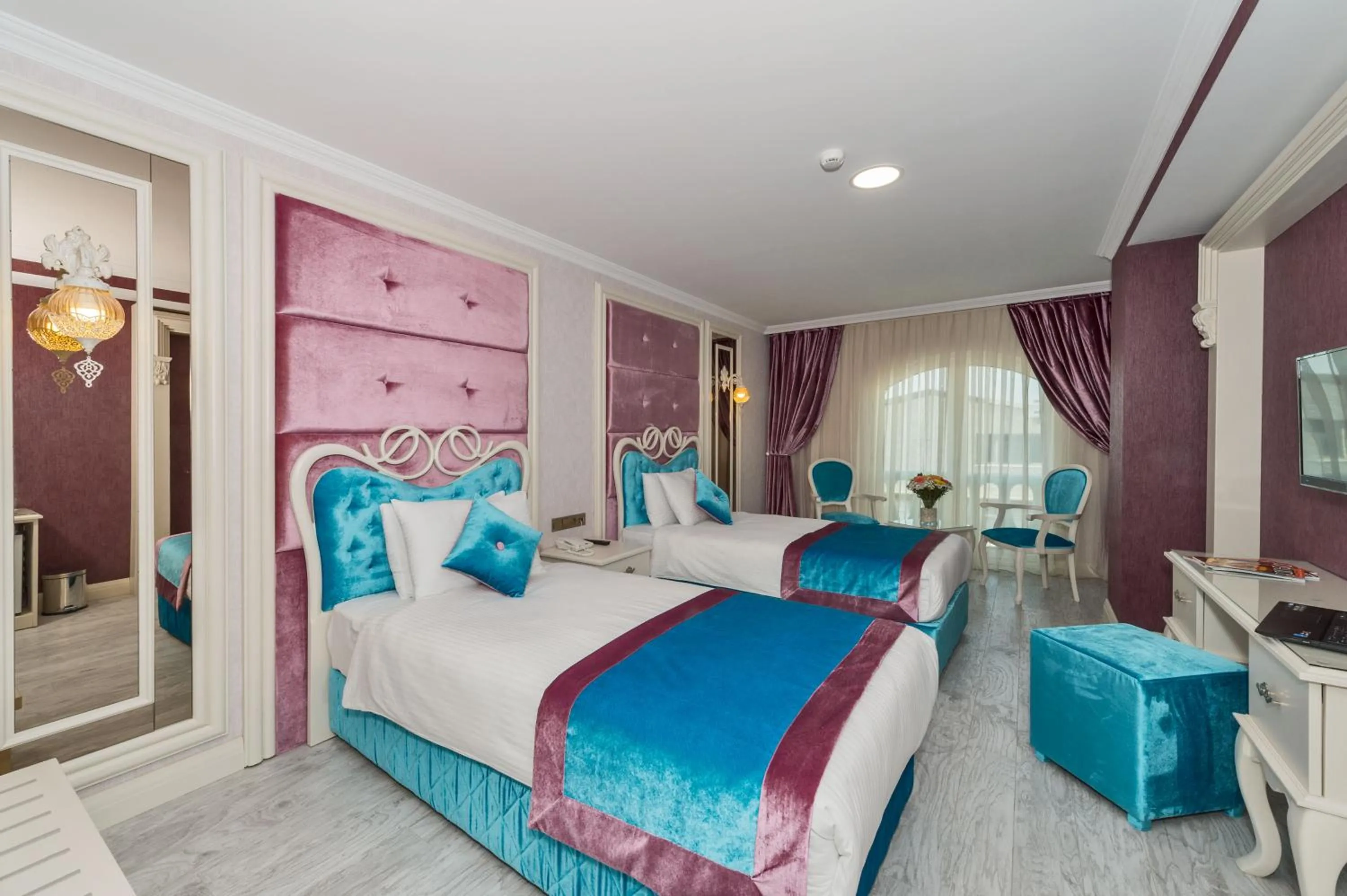 Connection Room in Marnas Hotels