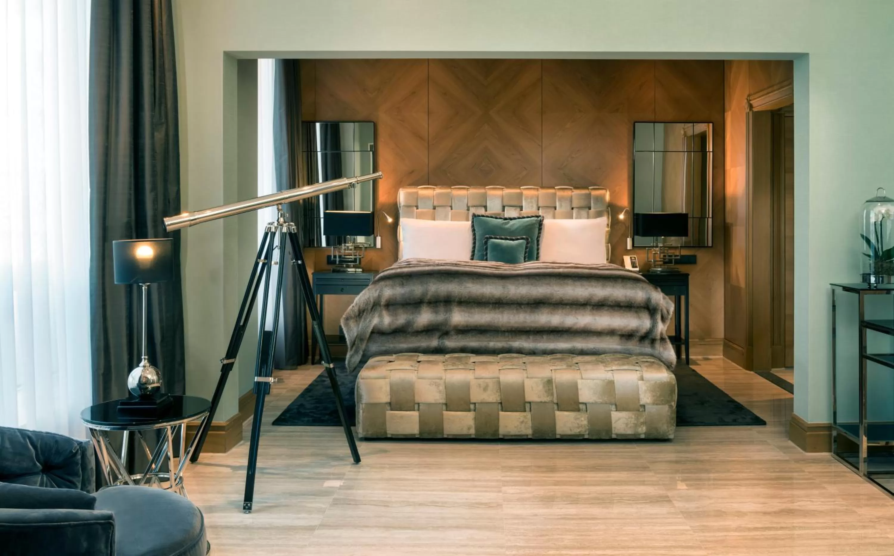 Park Suite with free Club Lounge Access in Hotel Palace Berlin