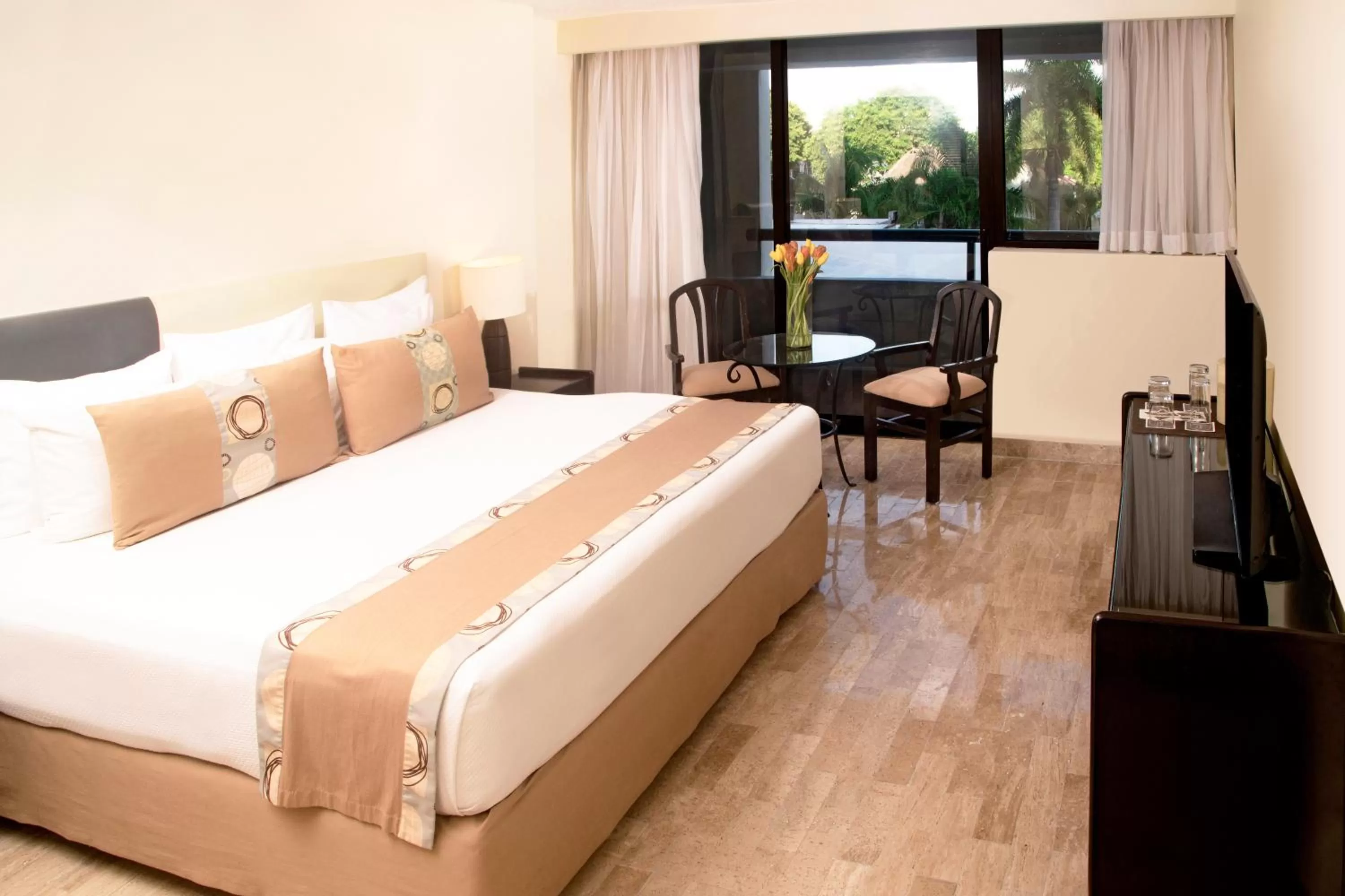 Smart Room in Smart Cancun by Oasis