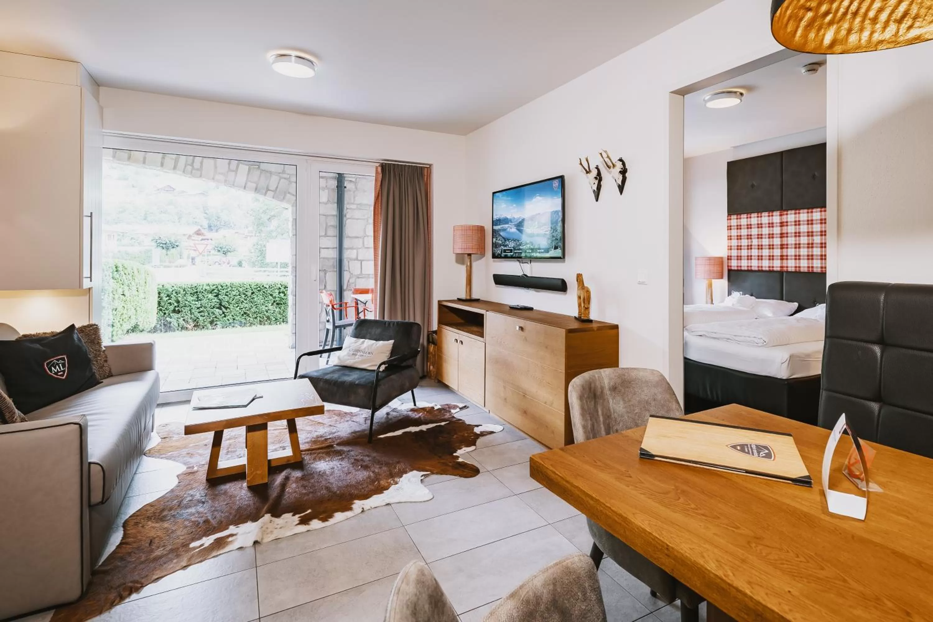 One-Bedroom Suite in AvenidA Mountain Lodges Kaprun