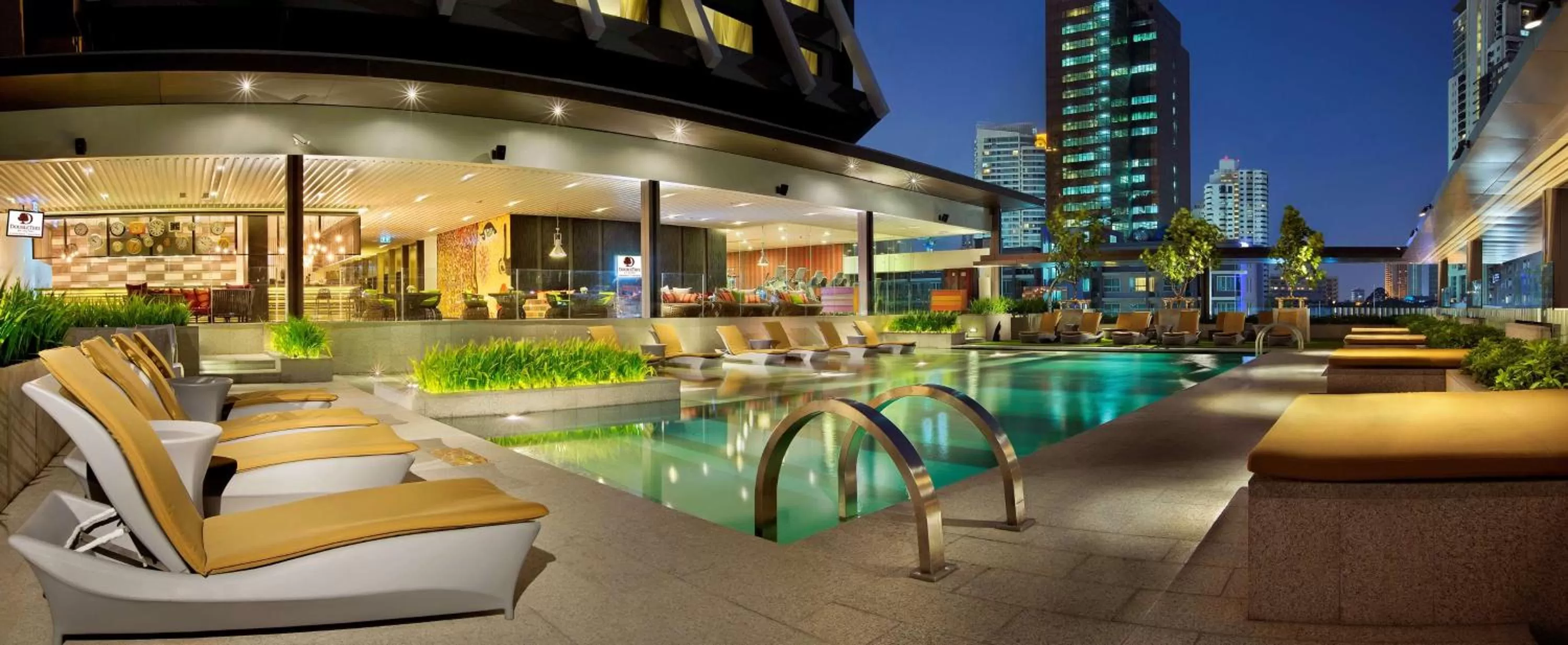 DoubleTree by Hilton Sukhumvit Bangkok