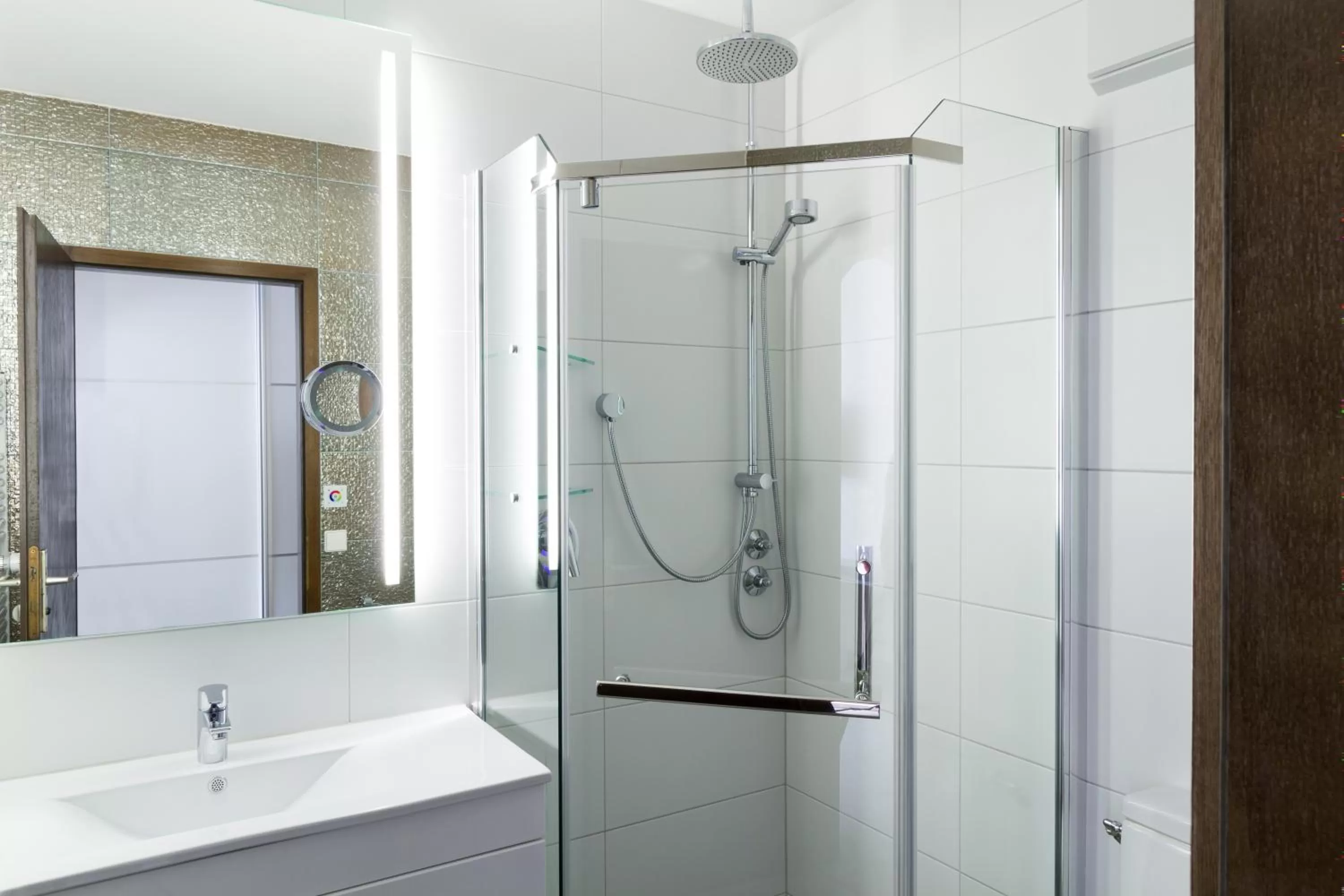 Single Room with Private Bathroom in Hotel Hellers Twenty Four I -24h-Check-In-