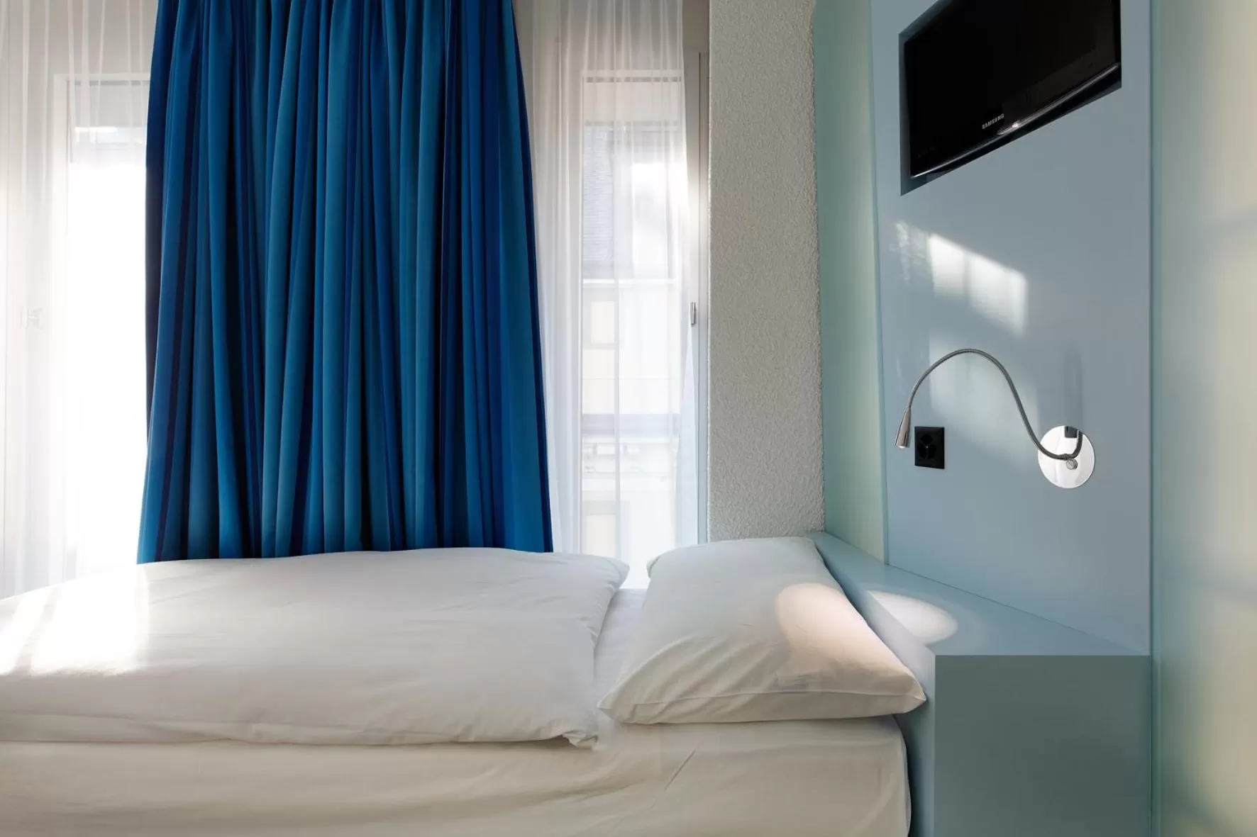 Triple Room in Hotel Cristal Design