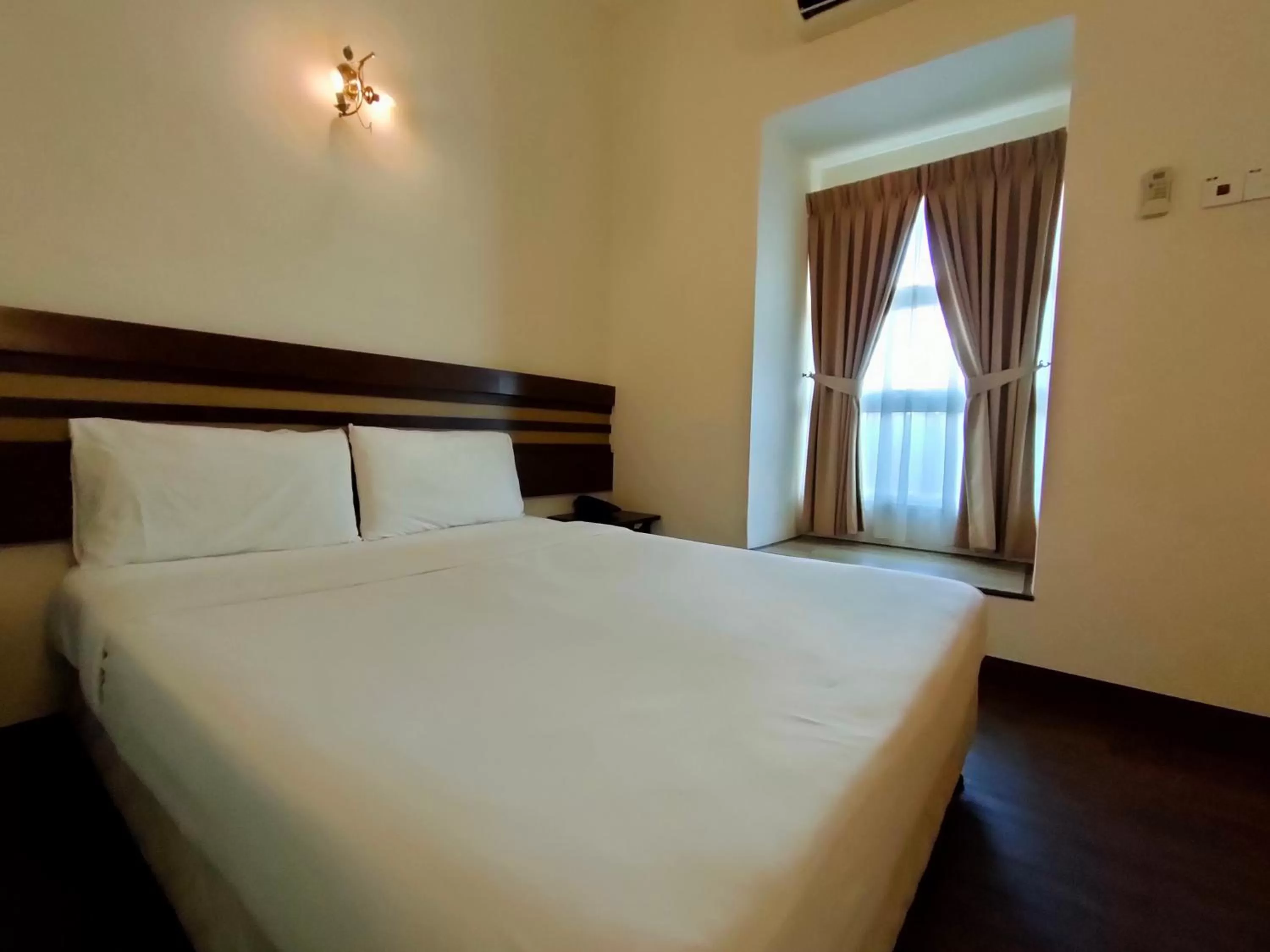Standard Double Room in Cozzy Motel Malacca